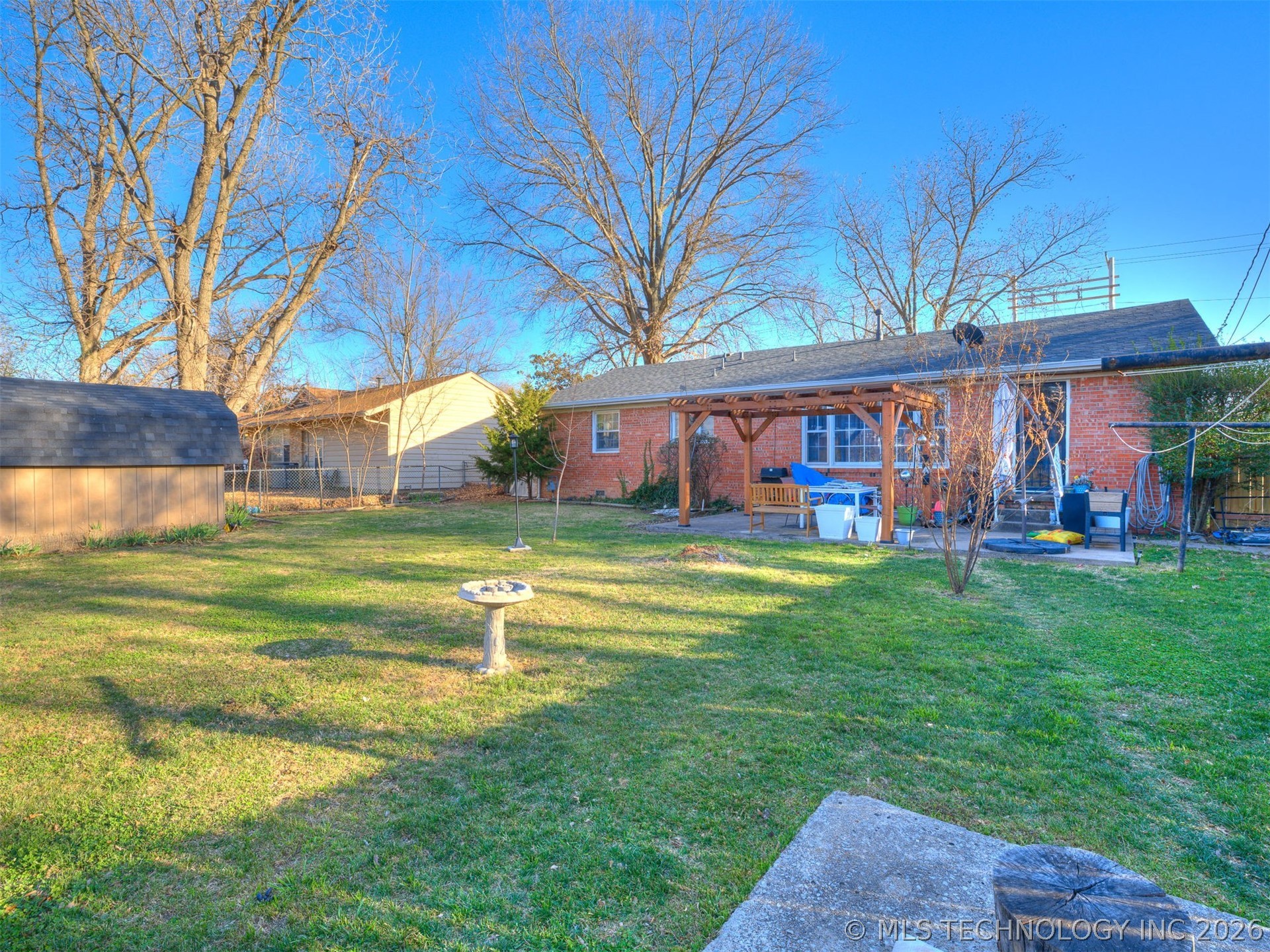 1541 E 61st Street Property Photo 32