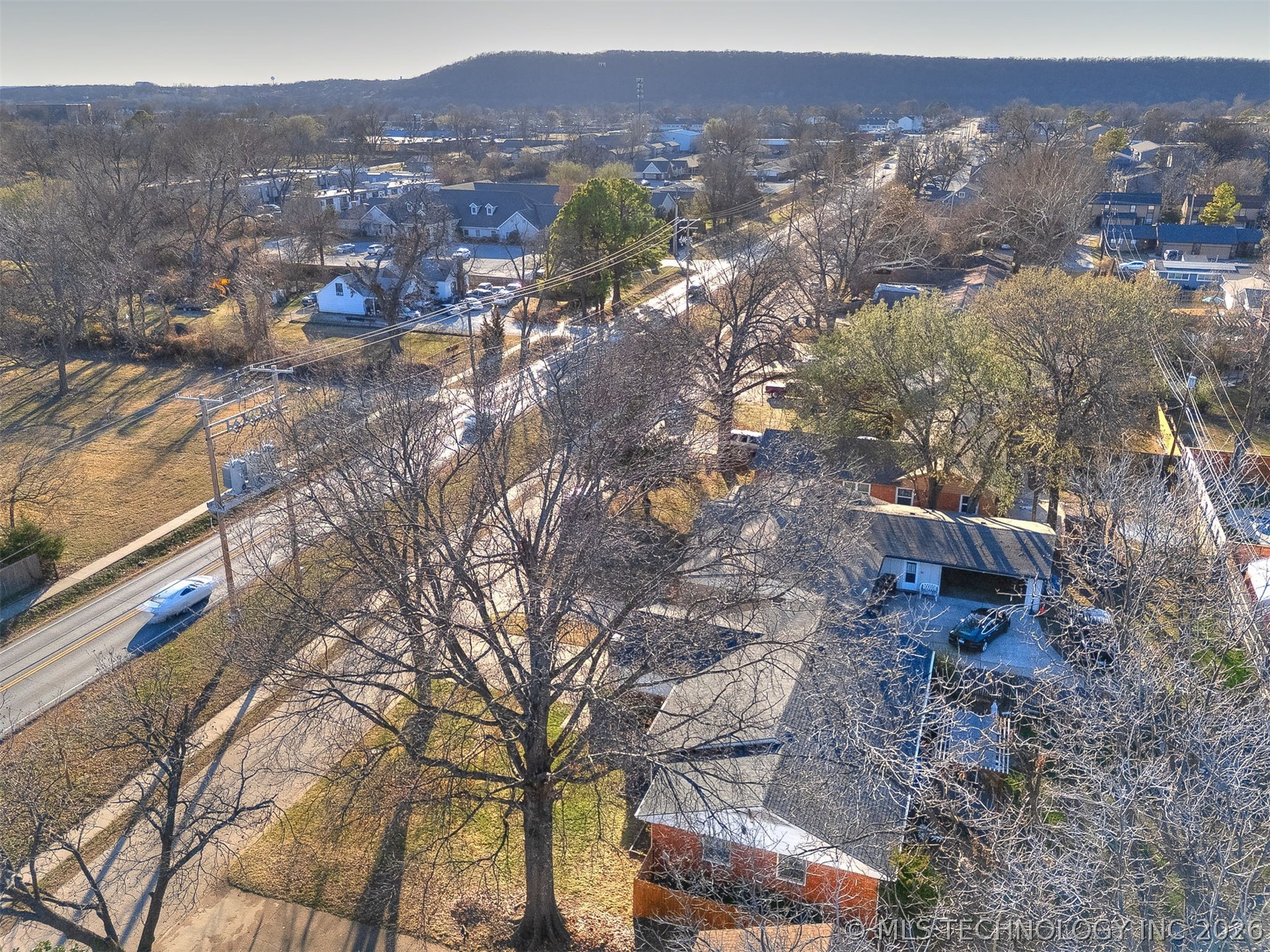 1541 E 61st Street Property Photo 38