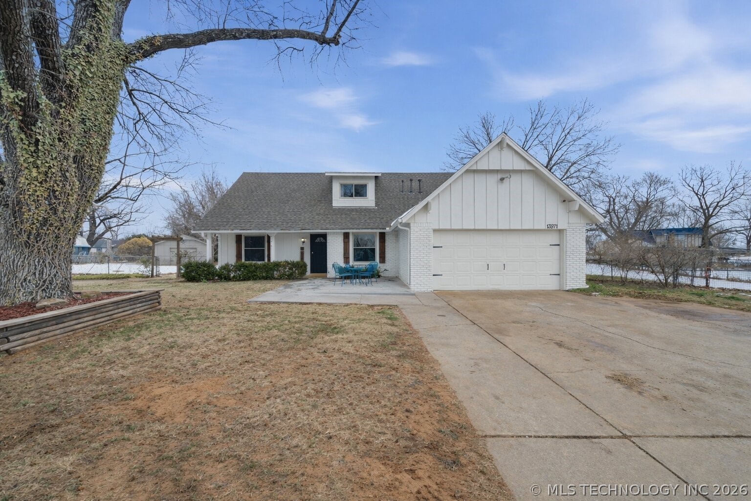 13971 S 94th East Avenue Property Photo 1