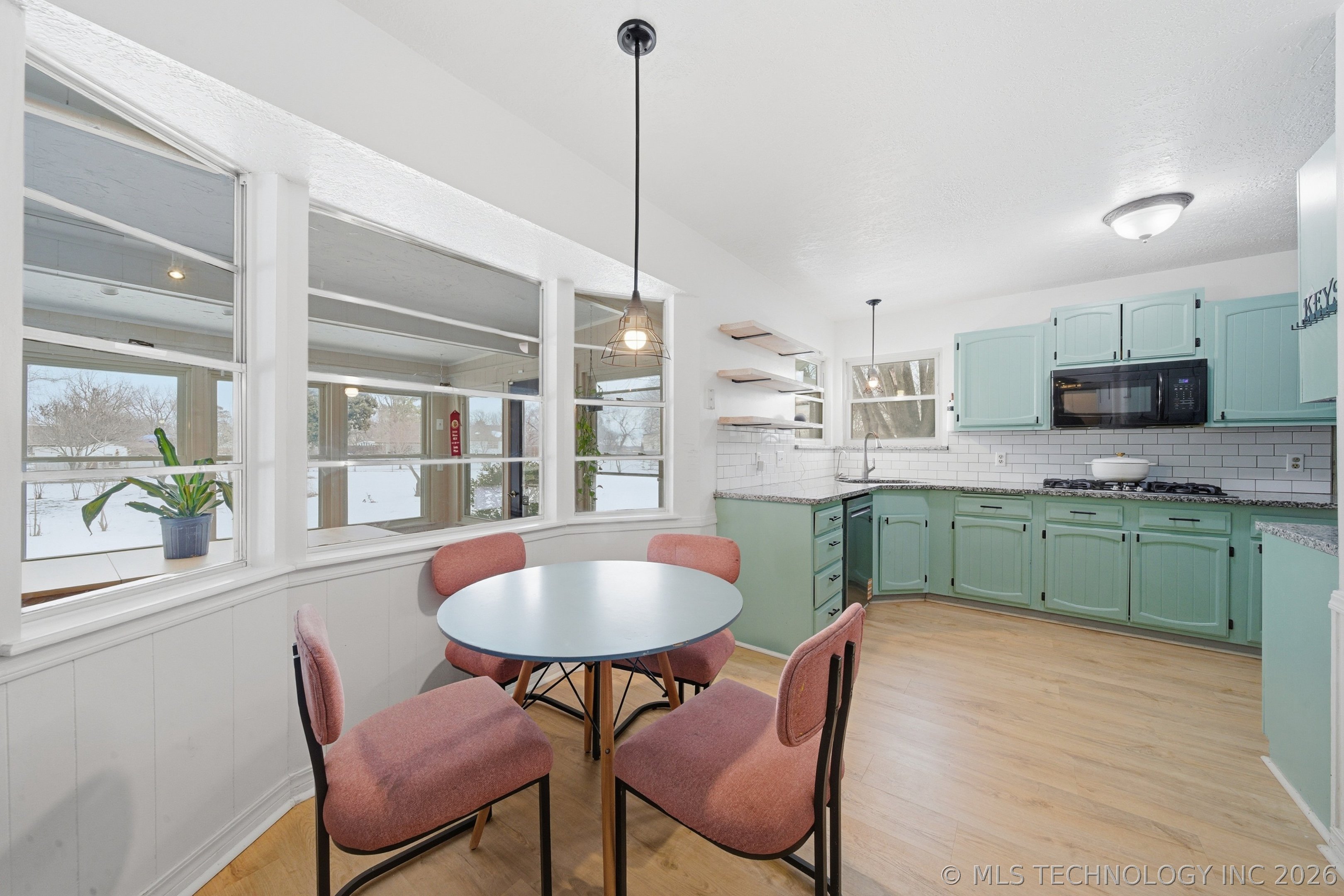 13971 S 94th East Avenue Property Photo 8