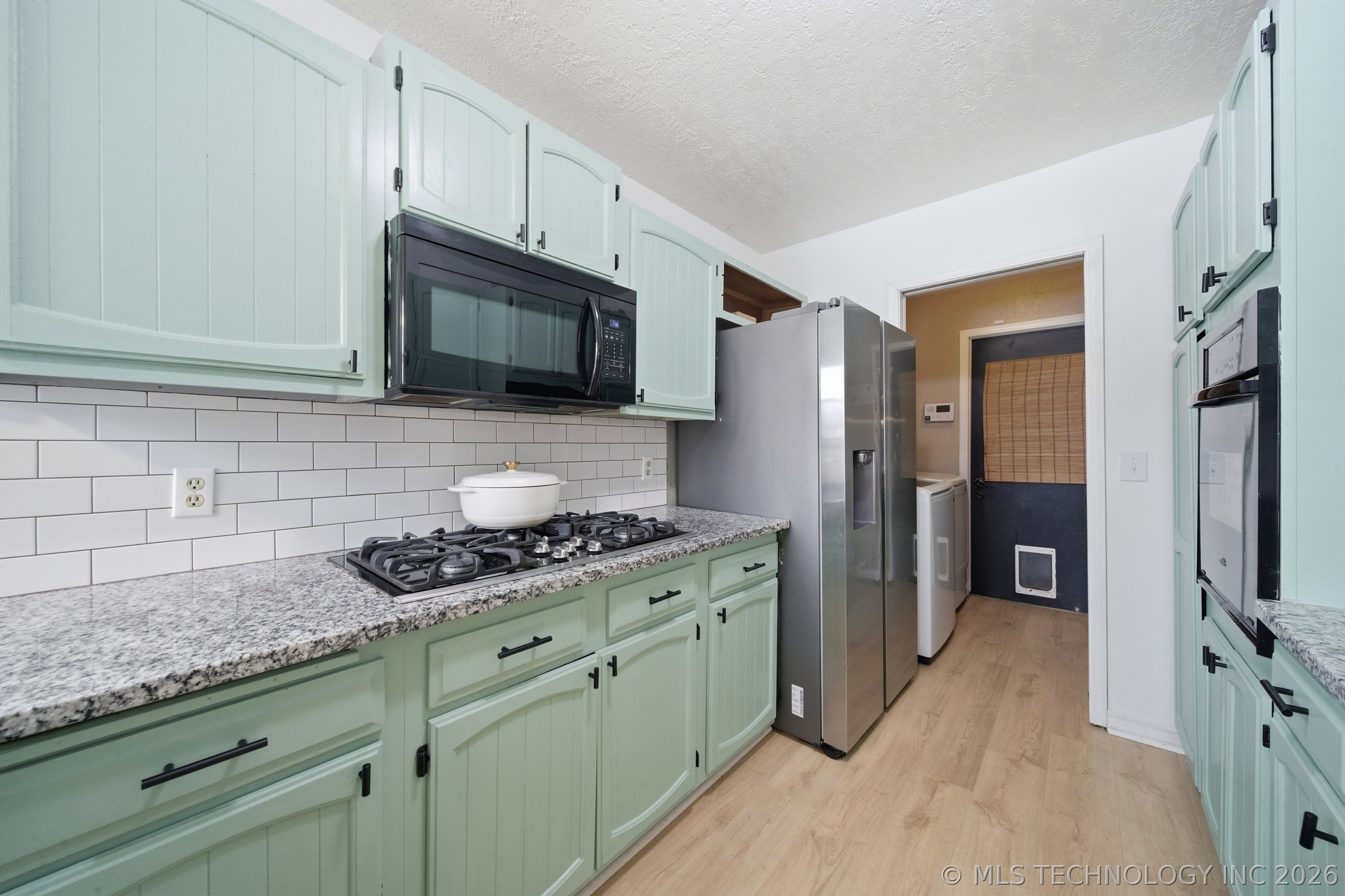 13971 S 94th East Avenue Property Photo 13