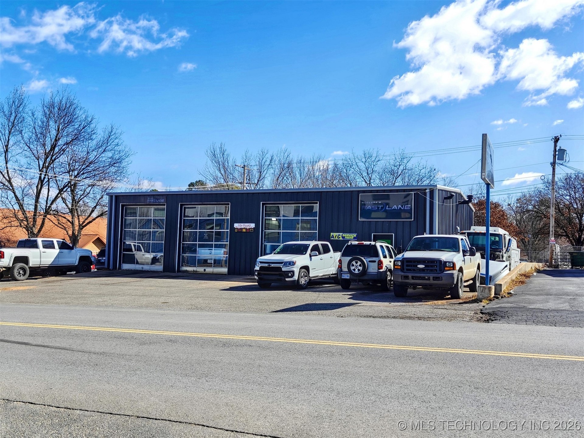 2113 Mahaney Avenue Property Photo 2