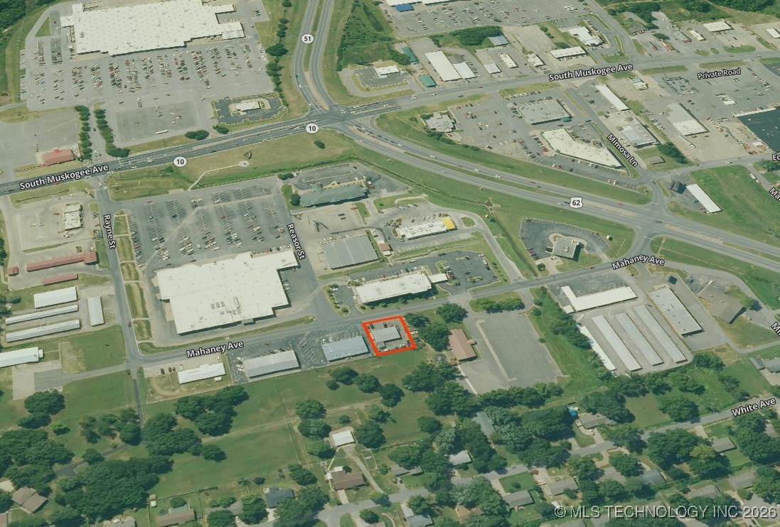 2113 Mahaney Avenue Property Photo 4