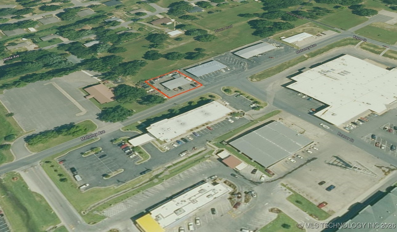 2113 Mahaney Avenue Property Photo 9