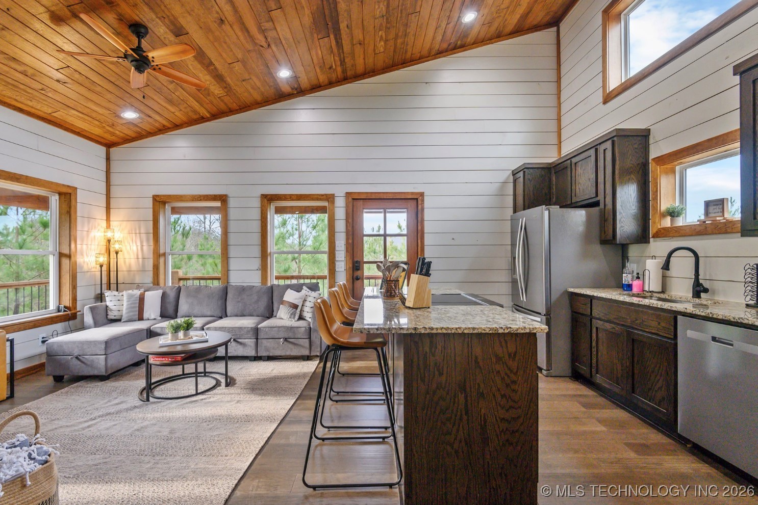 106 Red Holly Trail Property Photo 11