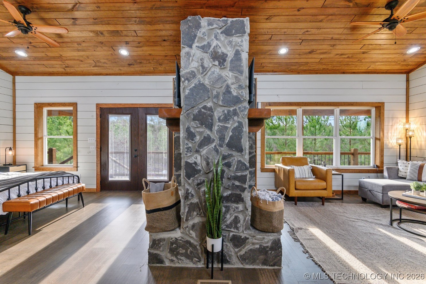 106 Red Holly Trail Property Photo 12