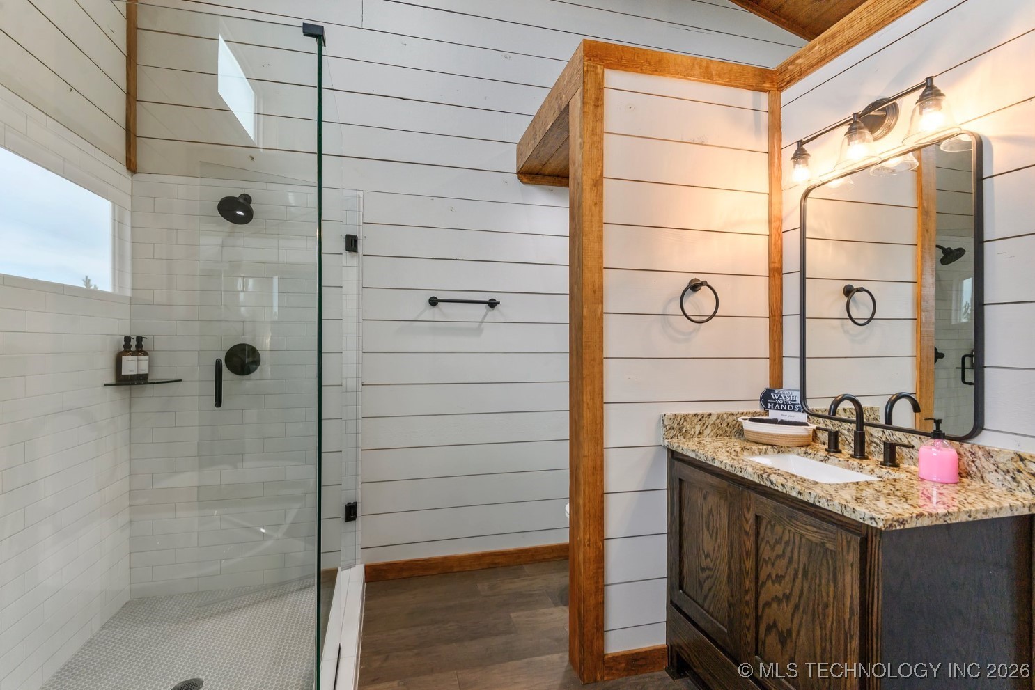 106 Red Holly Trail Property Photo 14