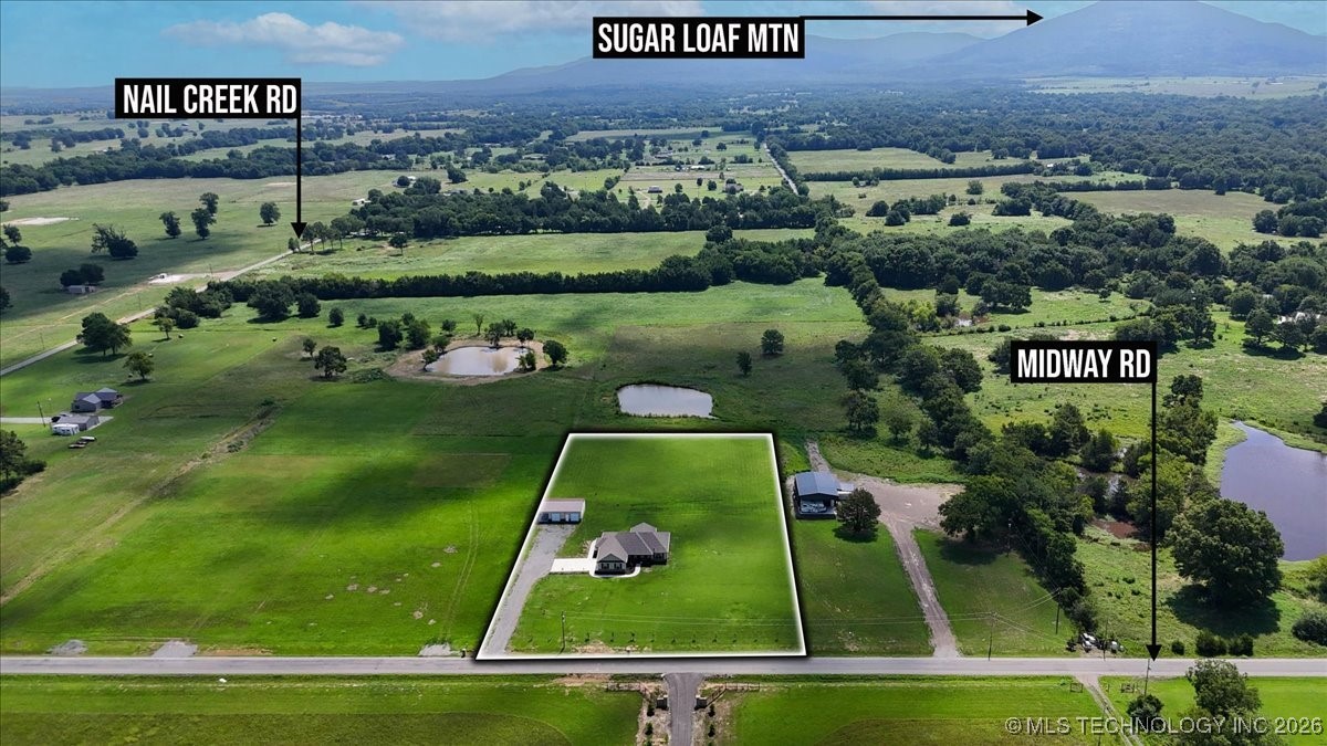 32160 Midway Road Property Photo 8