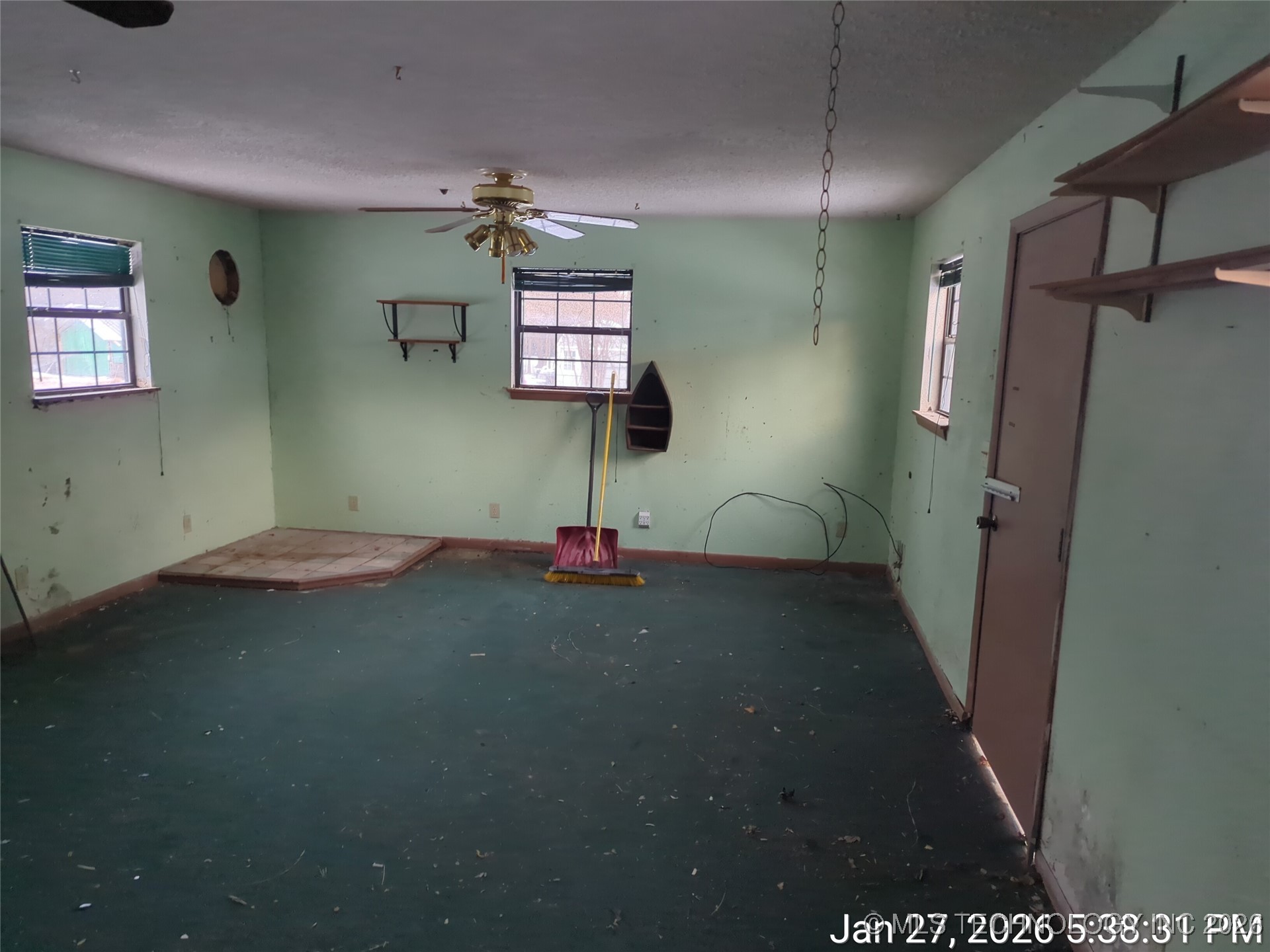 7591 W 75th Street Property Photo 26