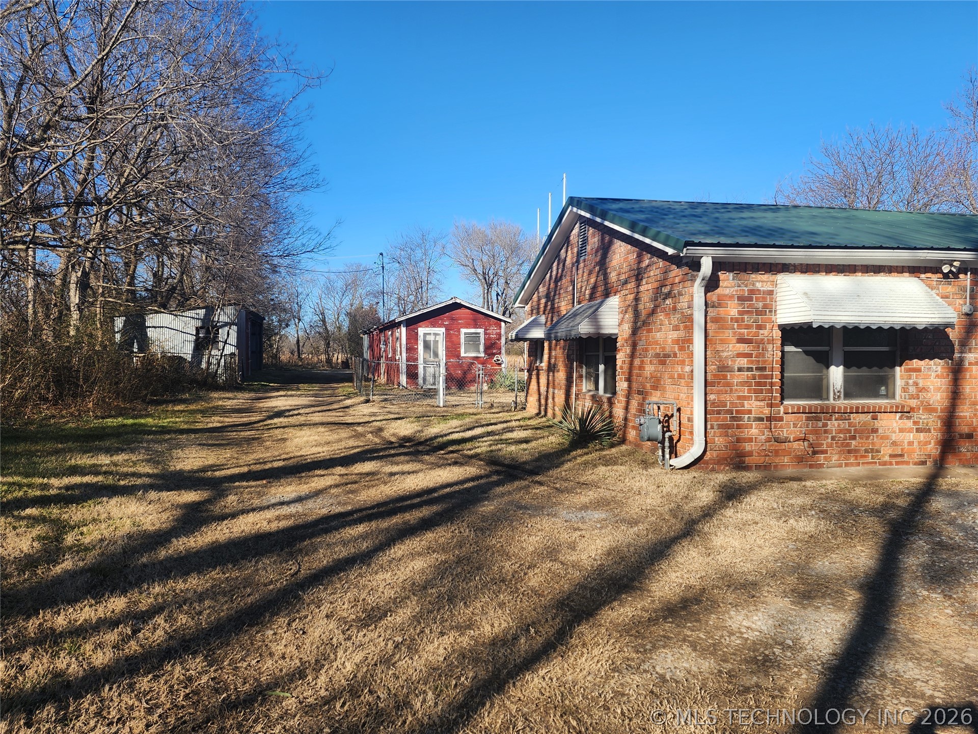 7591 W 75th Street Property Photo 36