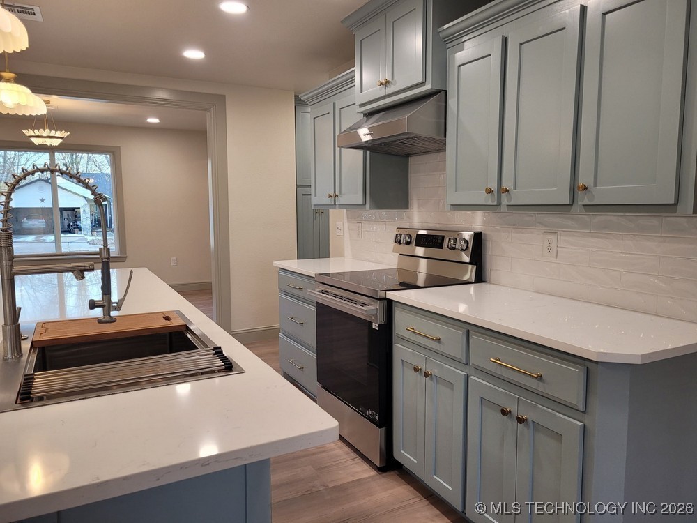 503 Kim Street Property Photo 25