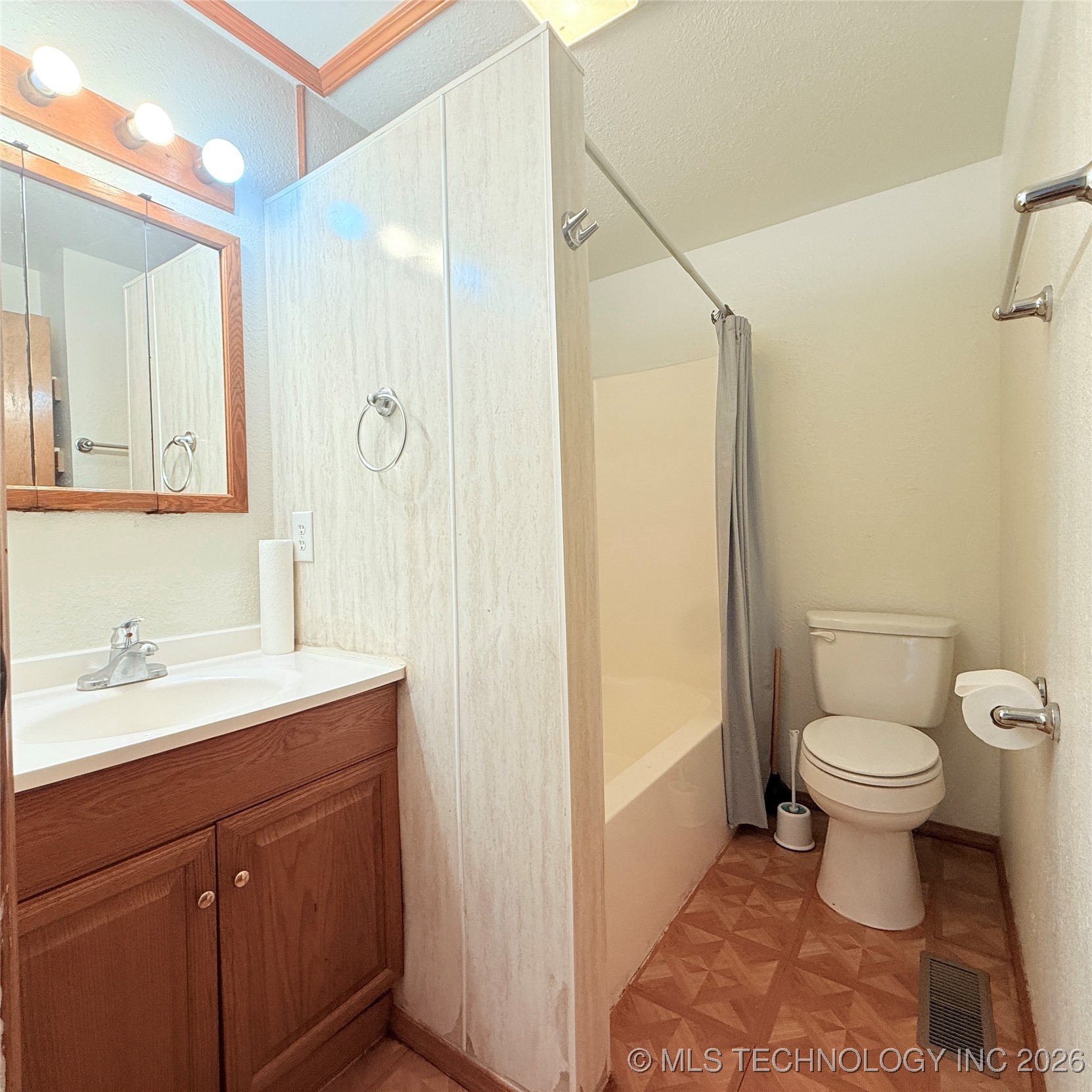 605 Russell Avenue Property Photo 24