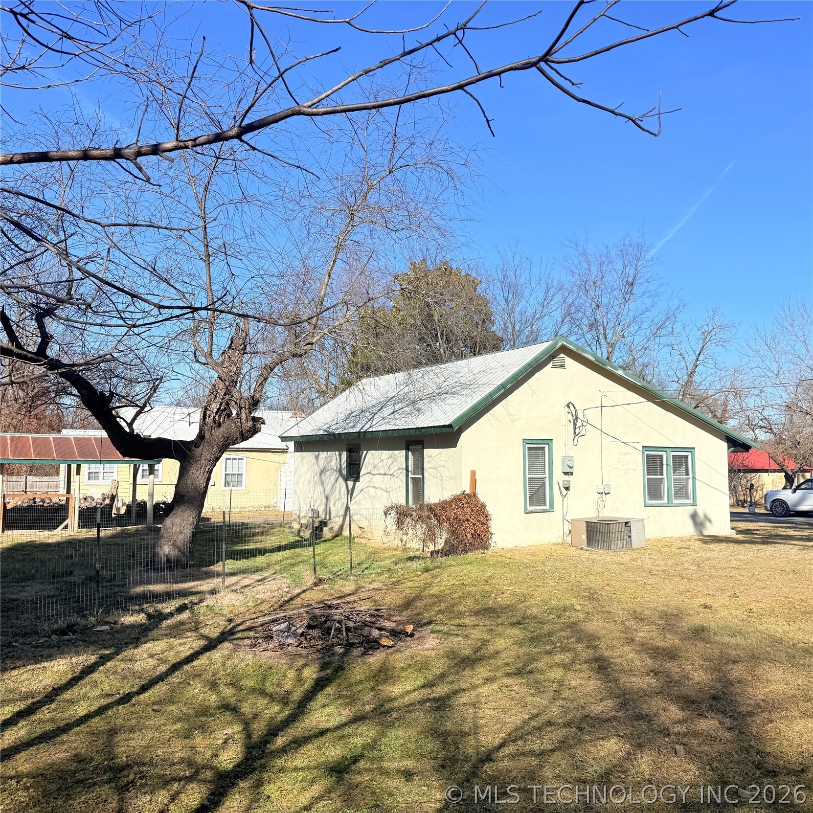 605 Russell Avenue Property Photo 34