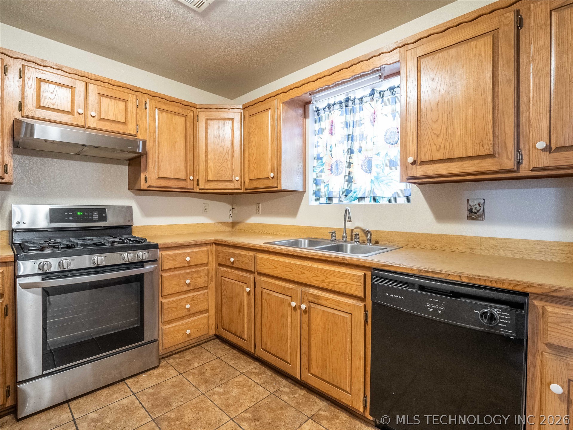 400 W Coal Avenue Property Photo 17