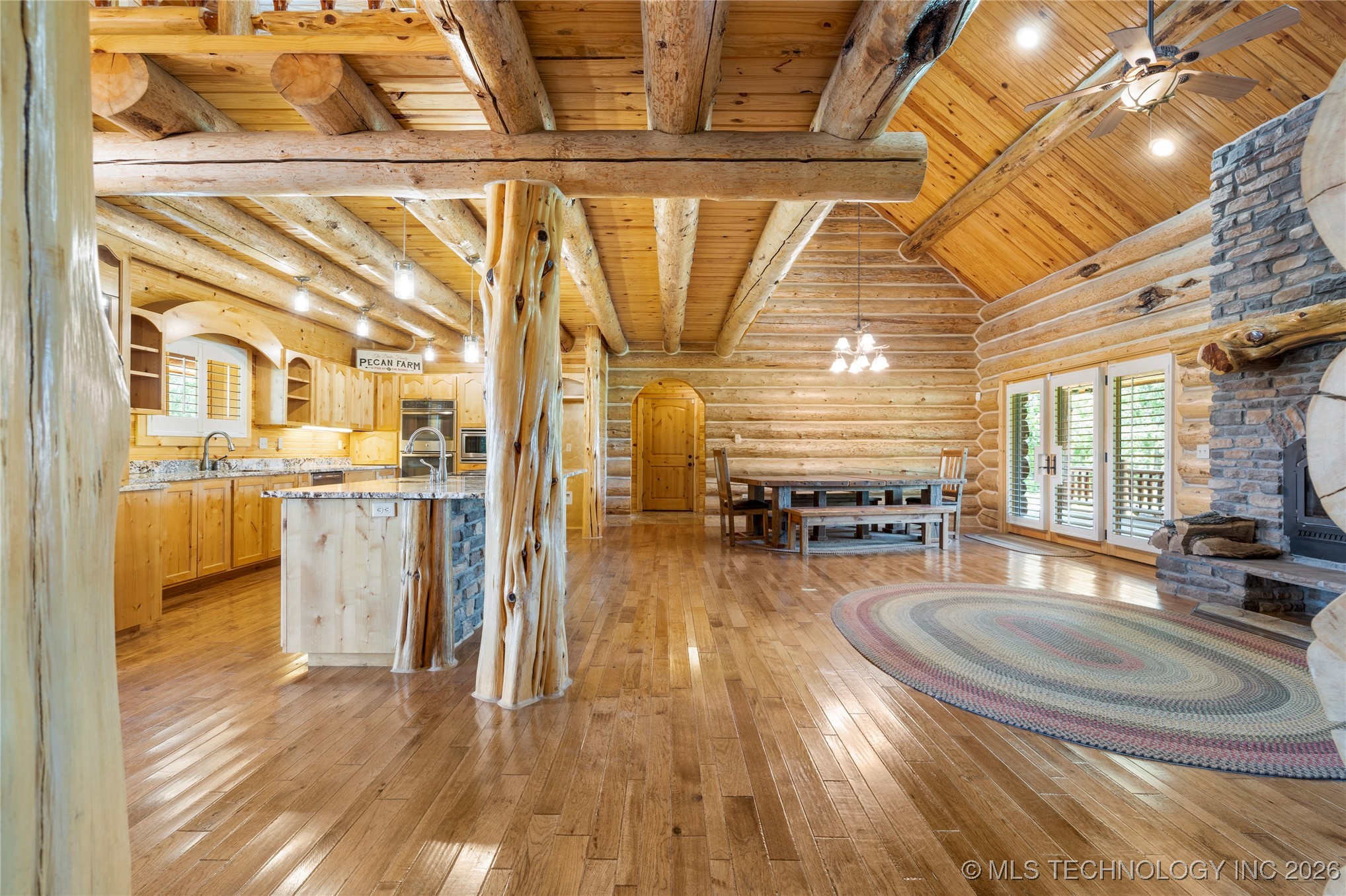 72860 S 220 Road Property Photo 6