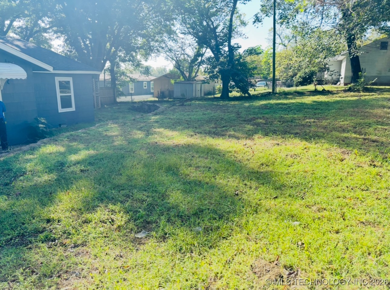 110 N 65th West Avenue Property Photo 3