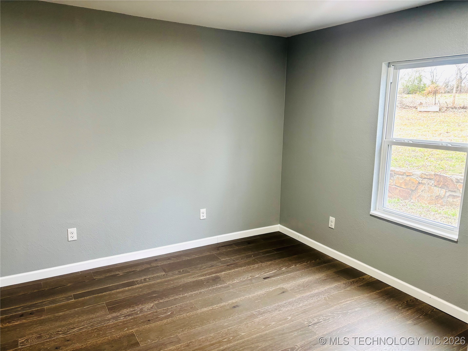 110 N 65th West Avenue Property Photo 29