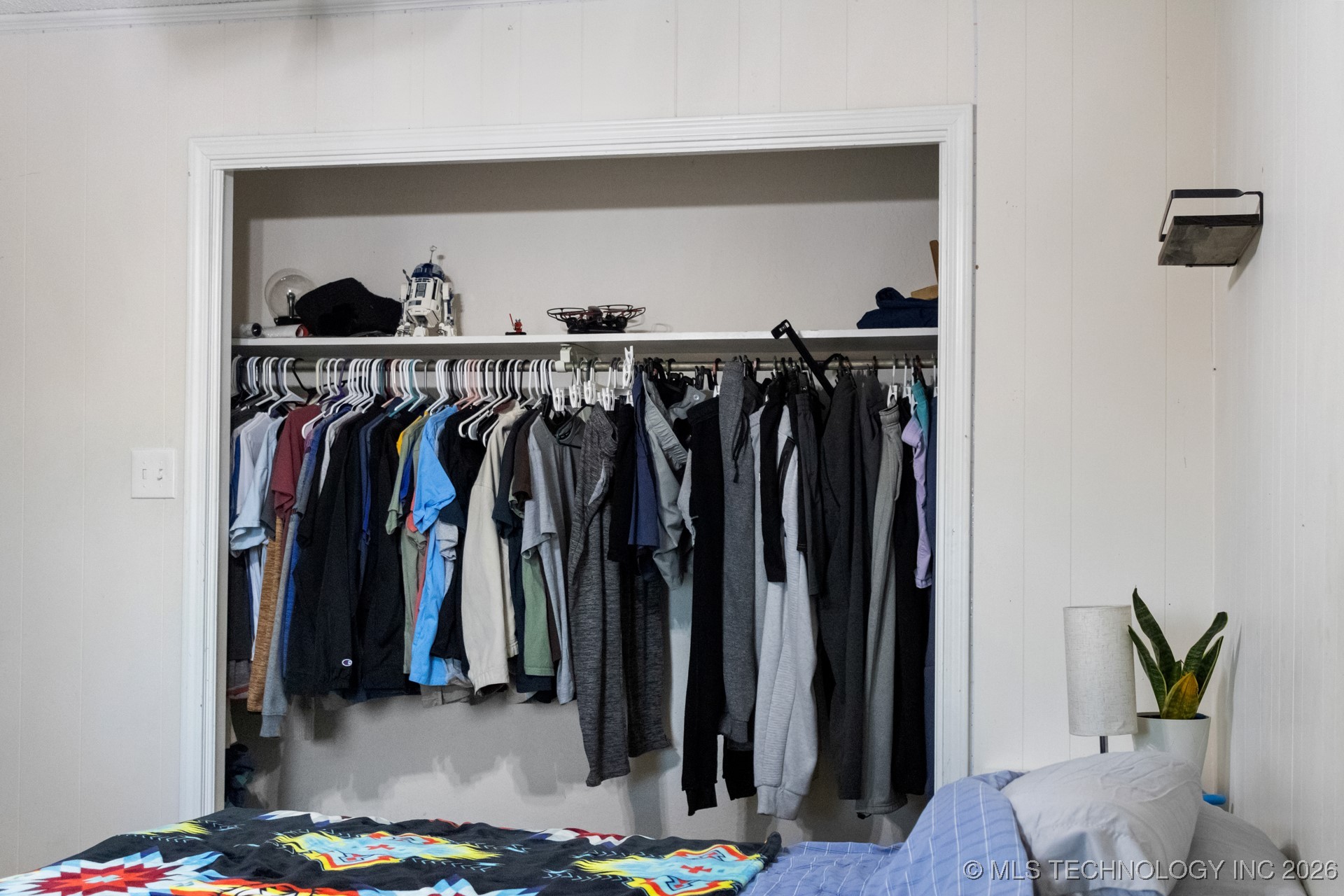 606 E Main Property Photo 16