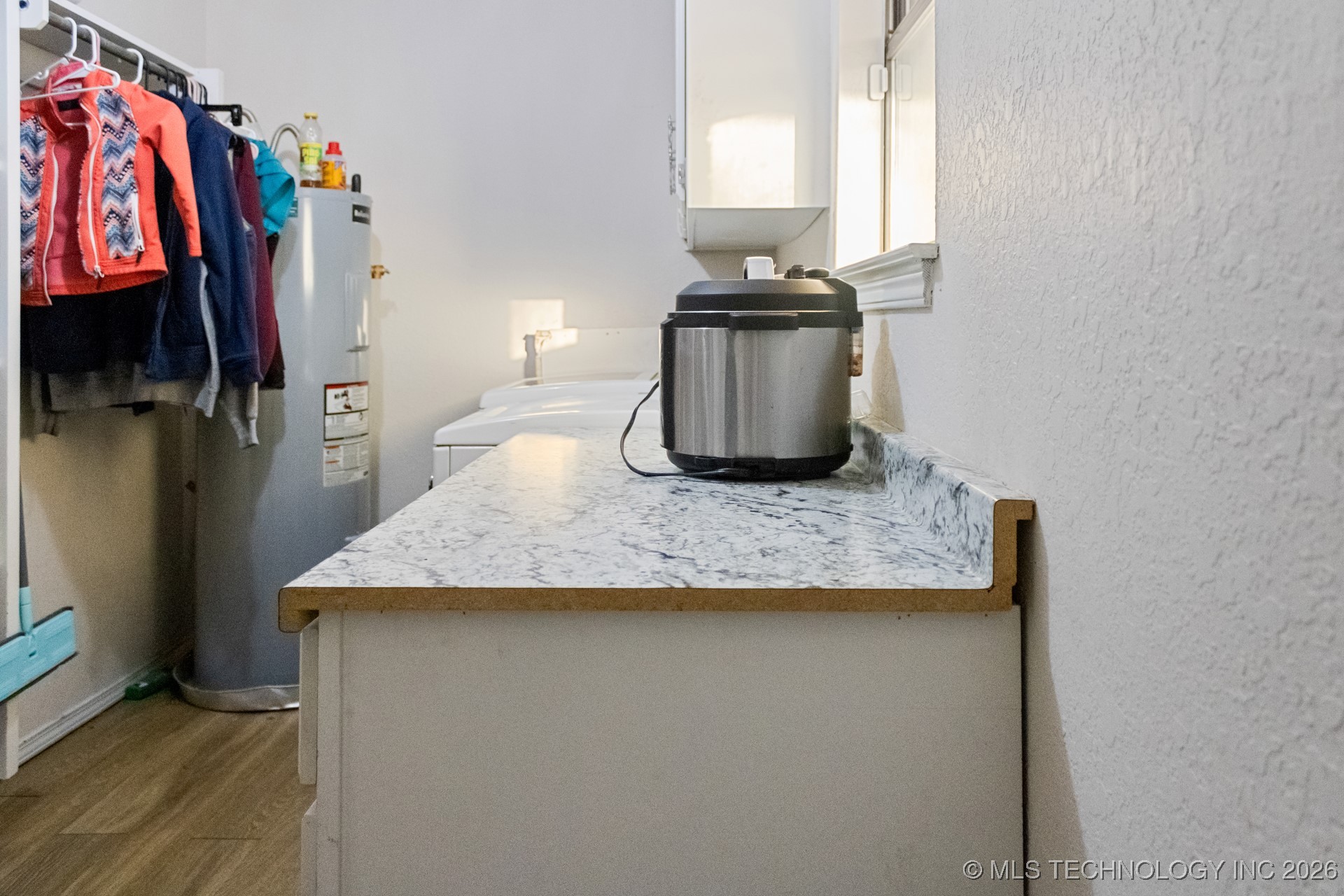 606 E Main Property Photo 17