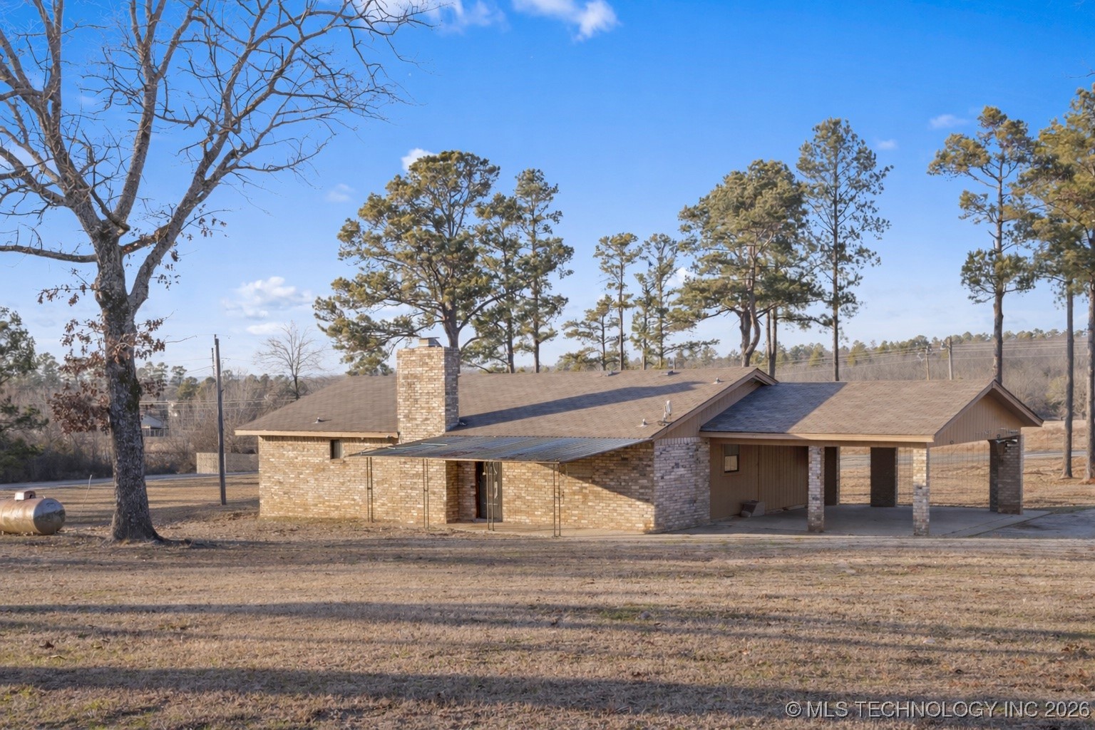 606 E Main Property Photo 18