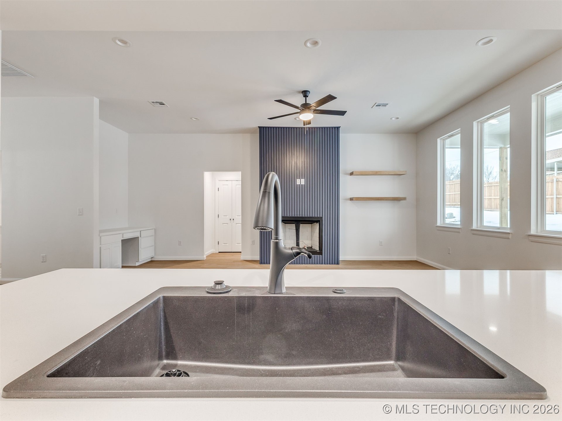 730 E 38th Street N Property Photo 12