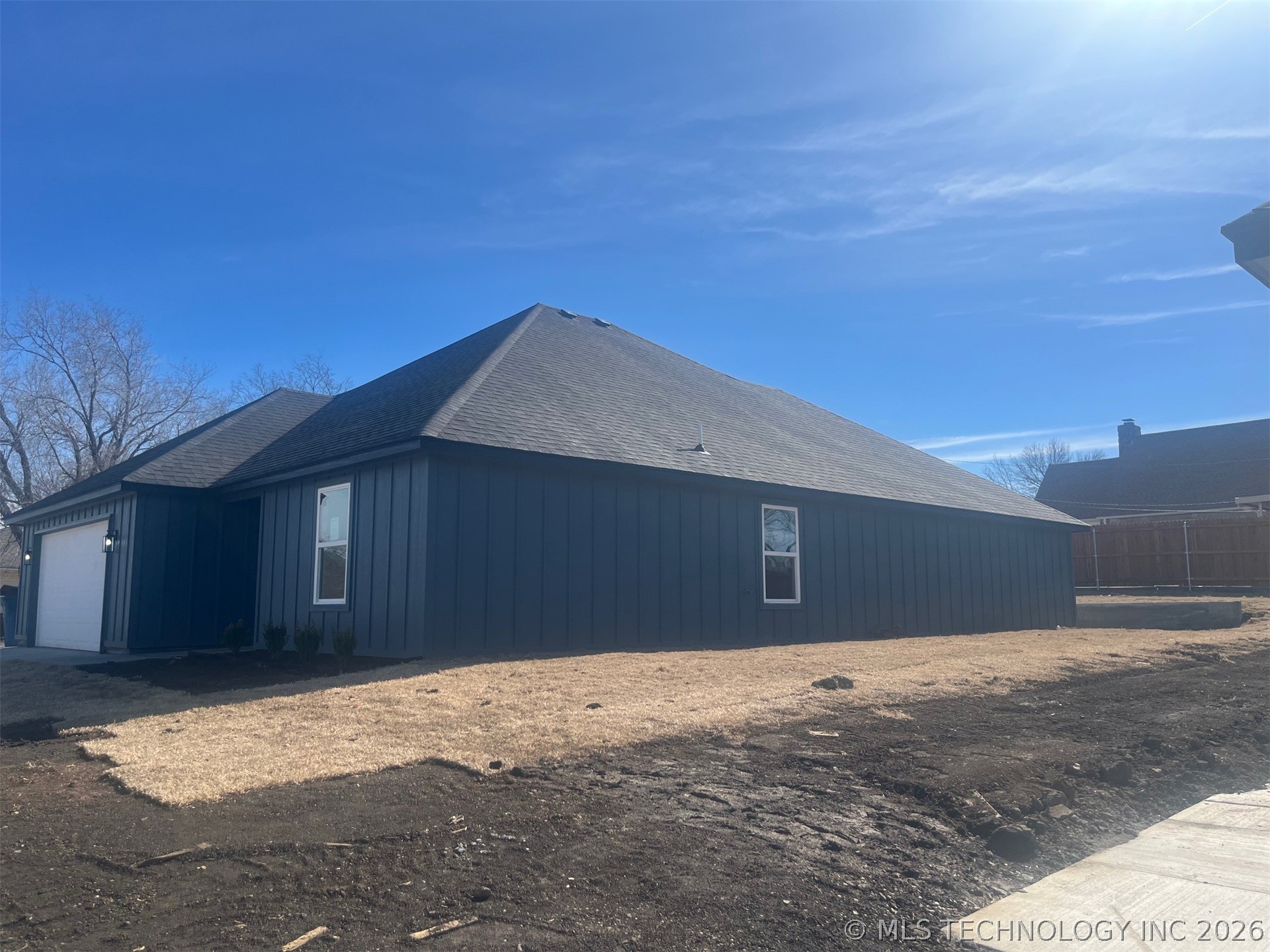 730 E 38th Street N Property Photo 32