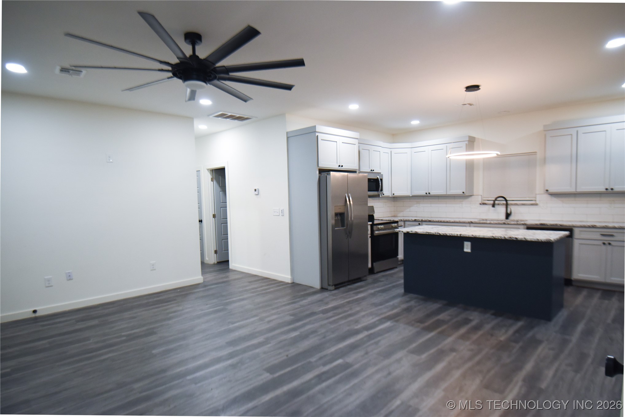 2727 E 27th Street N Property Photo 12