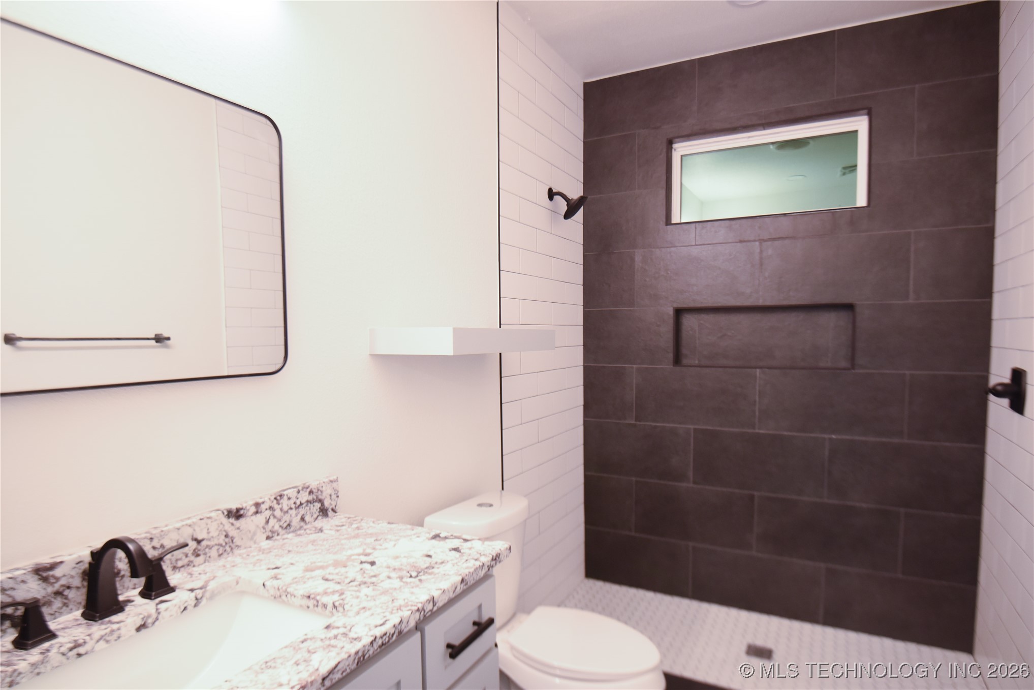 2727 E 27th Street N Property Photo 21