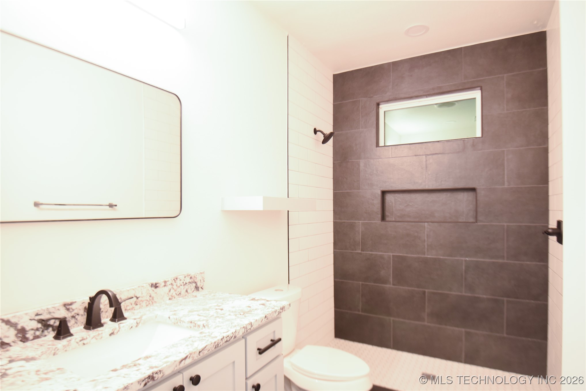 2727 E 27th Street N Property Photo 22