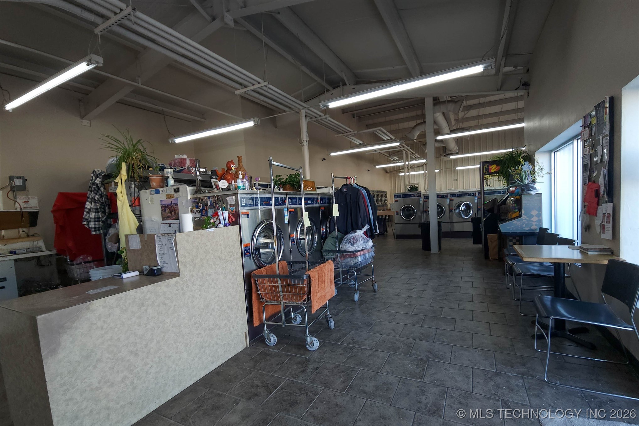 630 W Main Property Photo 4