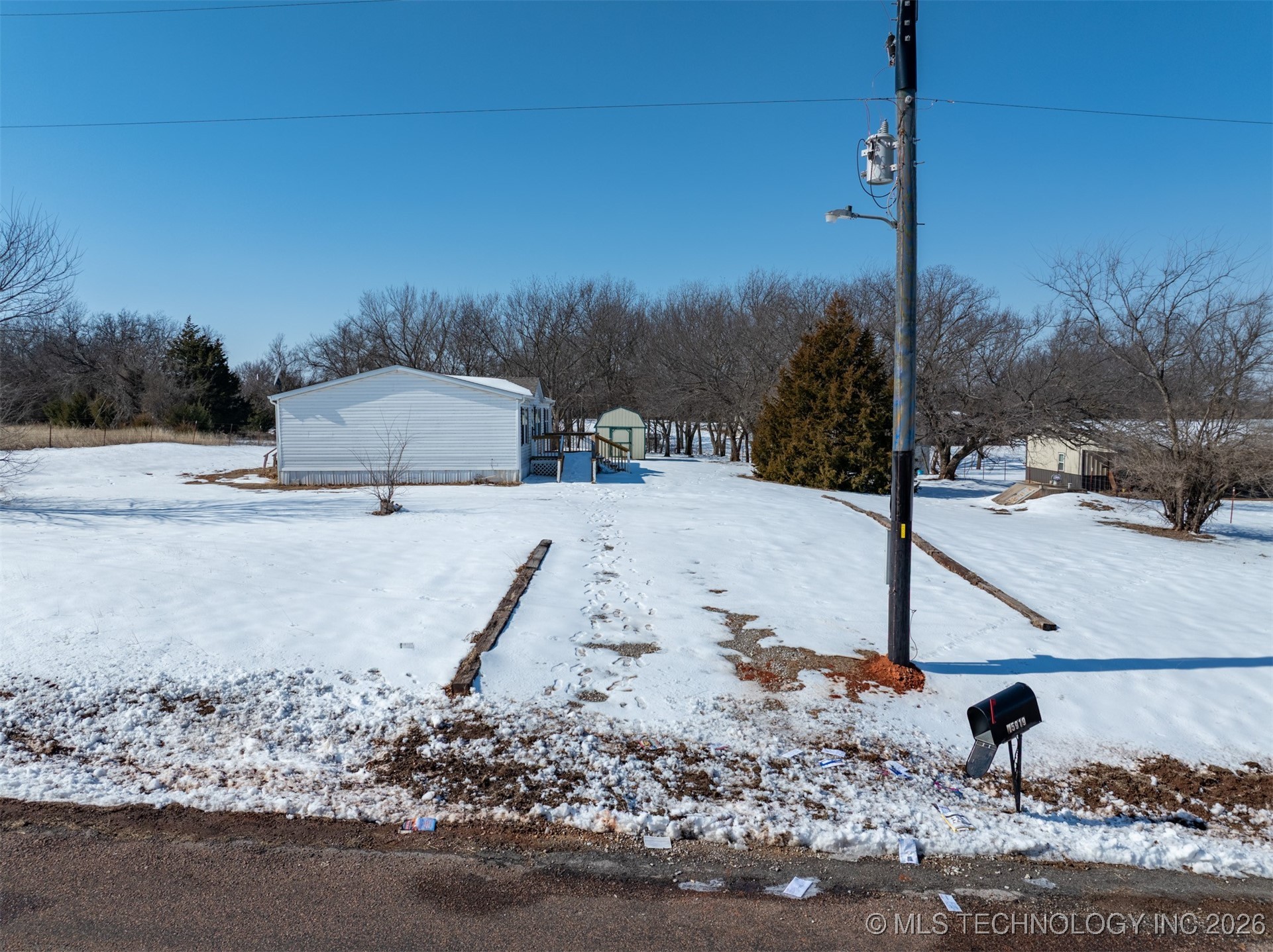 15919 Sooner Avenue Property Photo 7