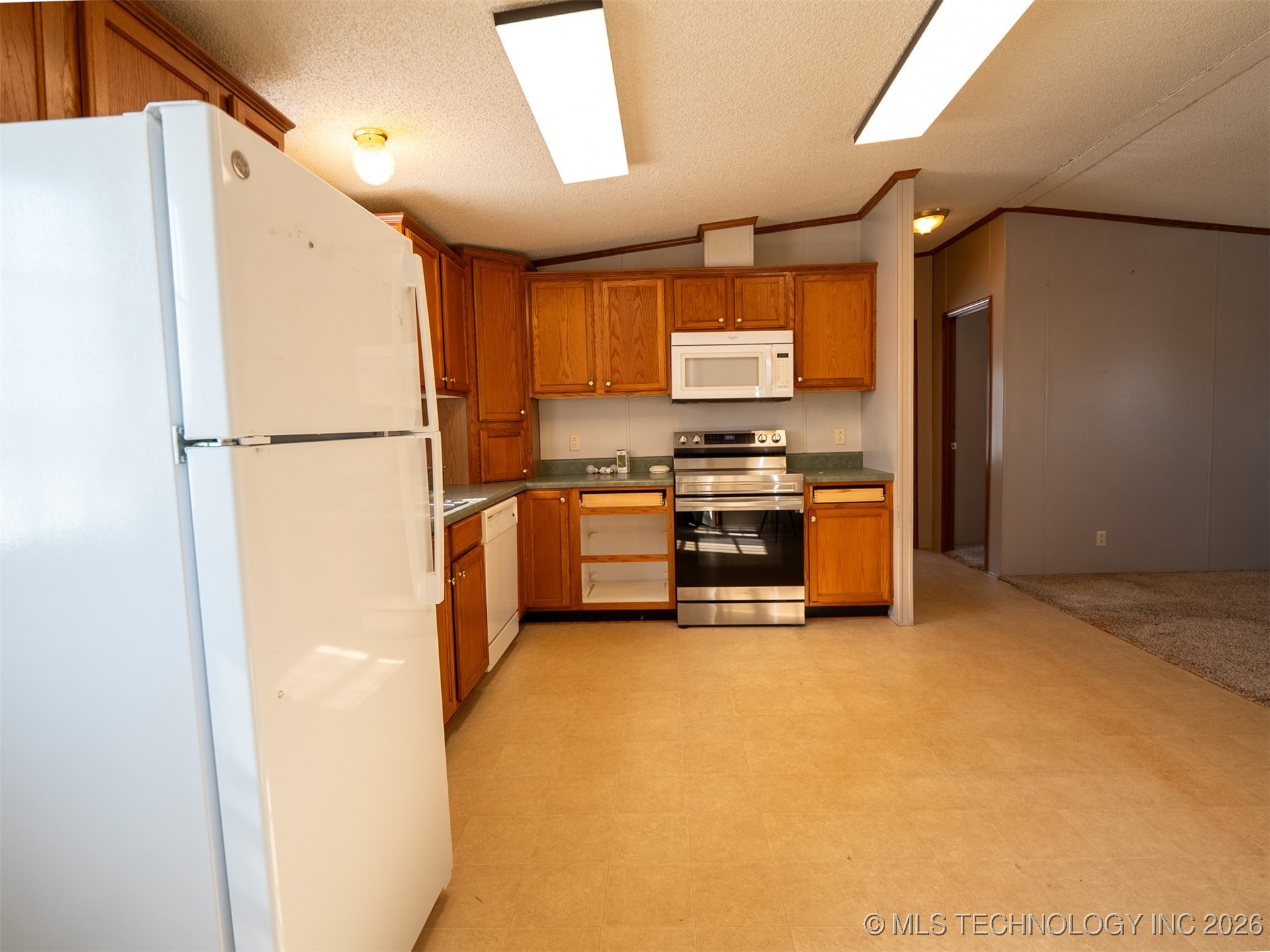 15919 Sooner Avenue Property Photo 48