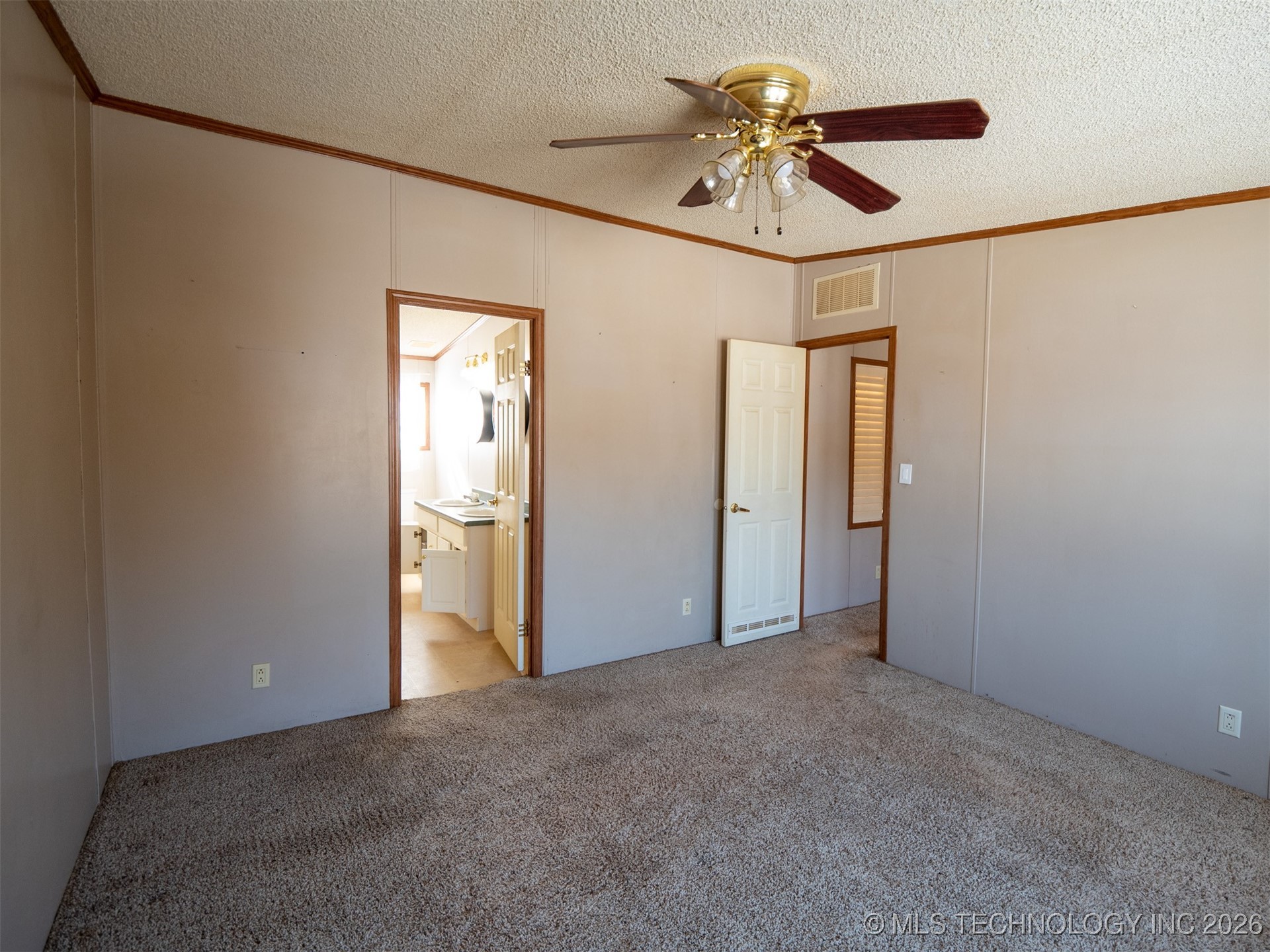 15919 Sooner Avenue Property Photo 55