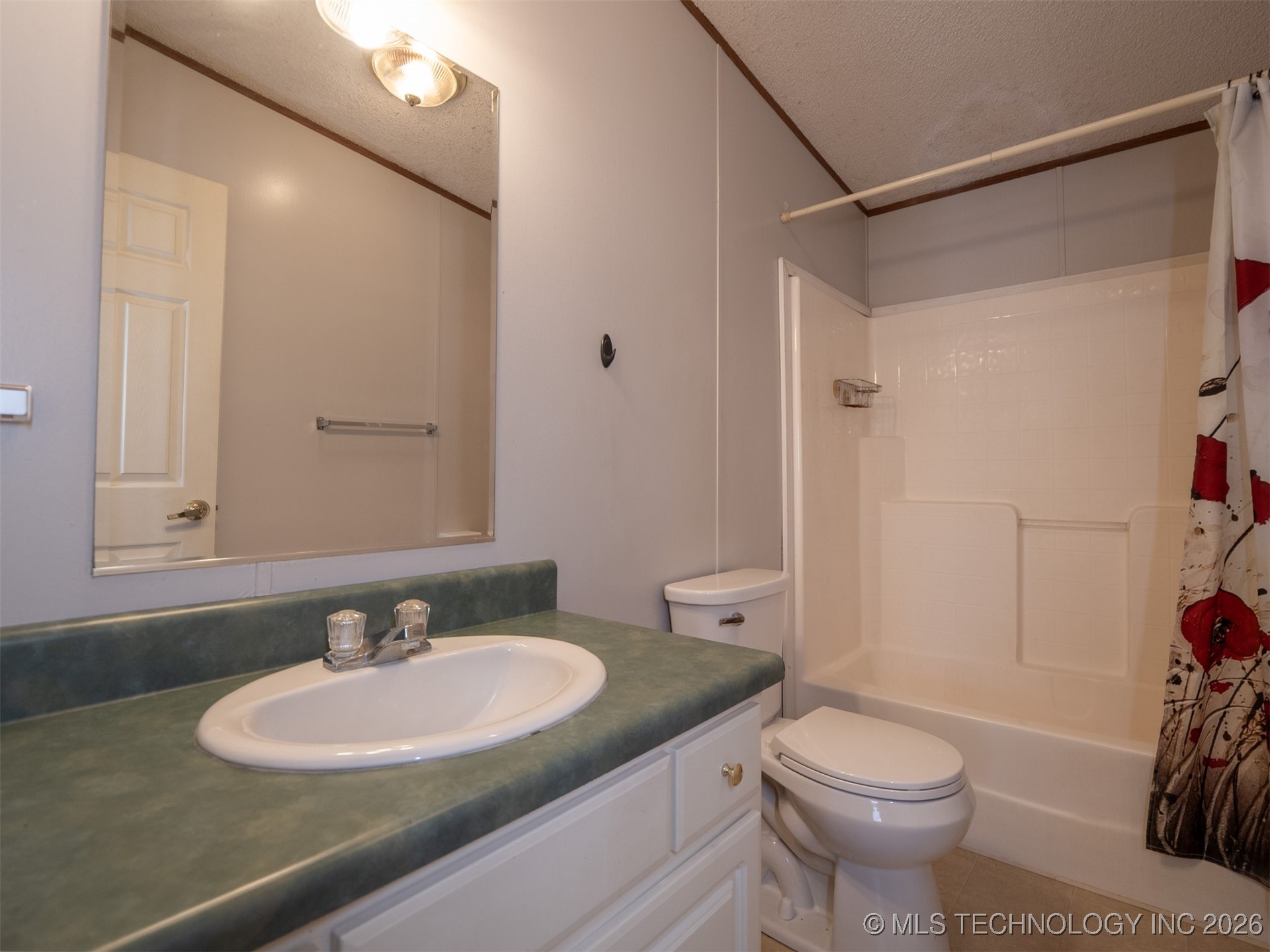 15919 Sooner Avenue Property Photo 68