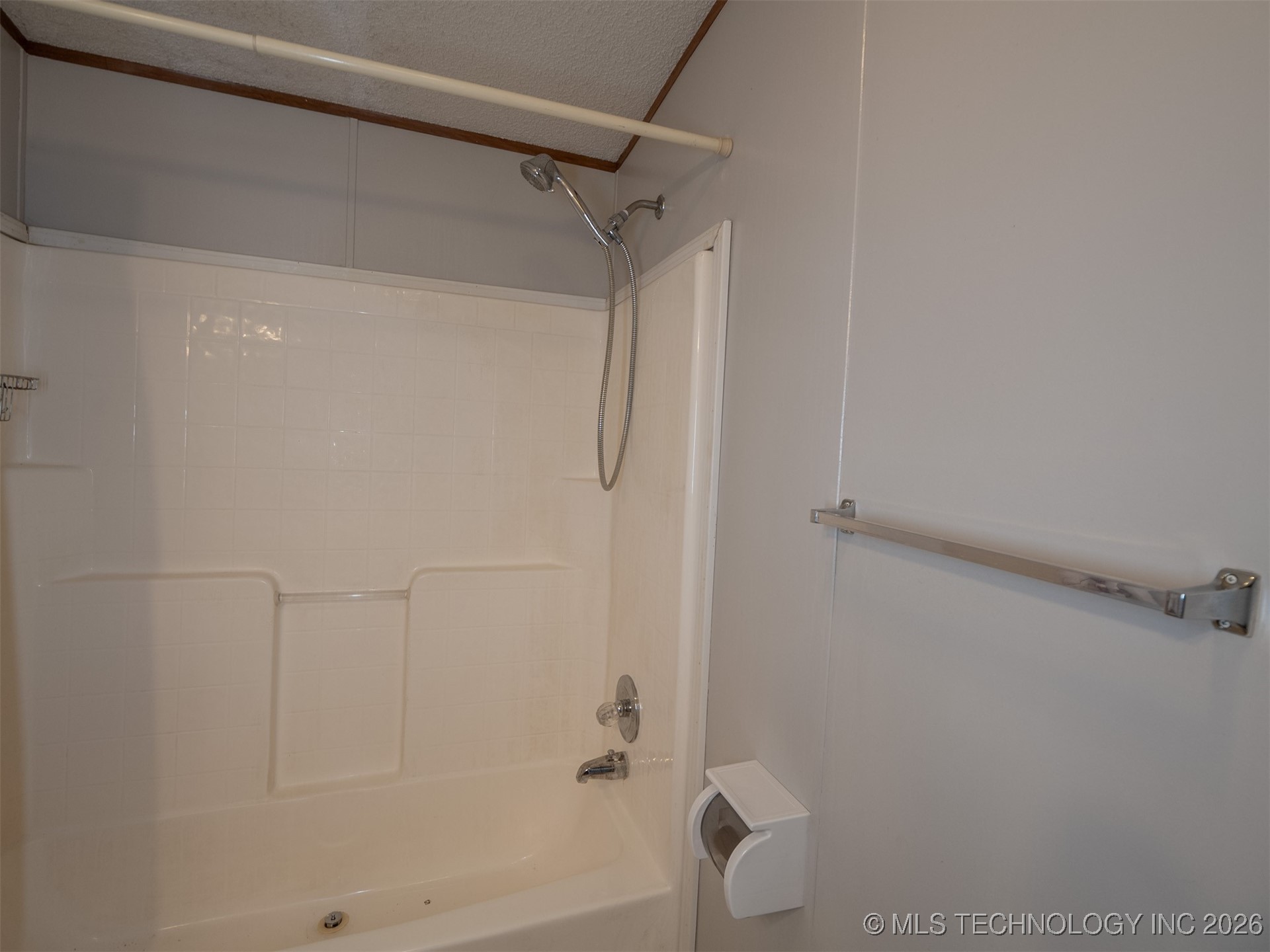 15919 Sooner Avenue Property Photo 69