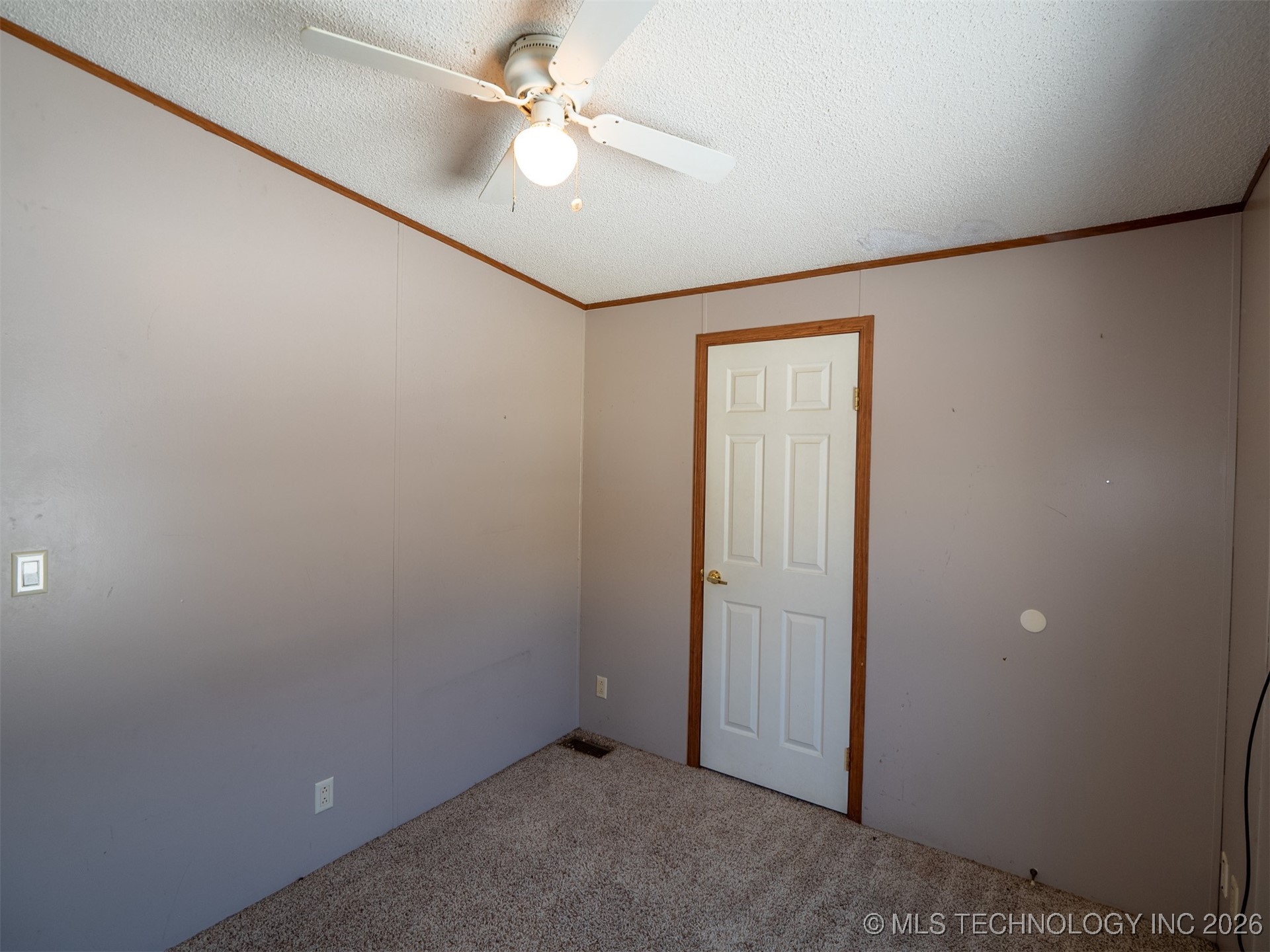 15919 Sooner Avenue Property Photo 74