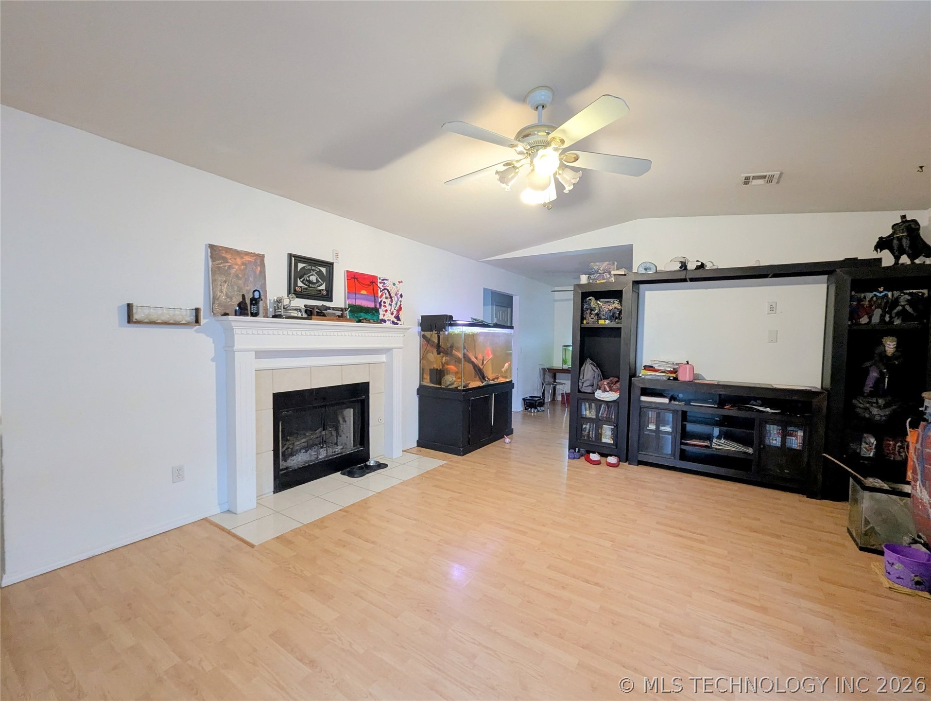 5620 S Vancouver Place Property Photo 2