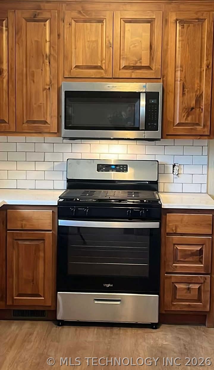 635 S Maywood Drive Property Photo 2