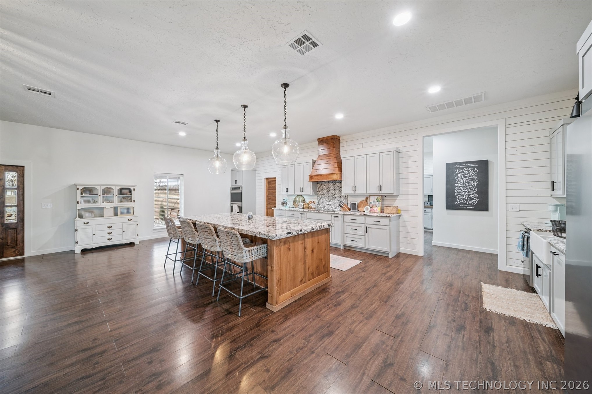 5086 N 427 Road Property Photo 8