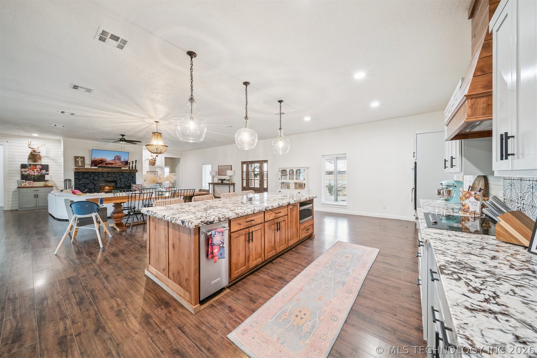 5086 N 427 Road Property Photo 12