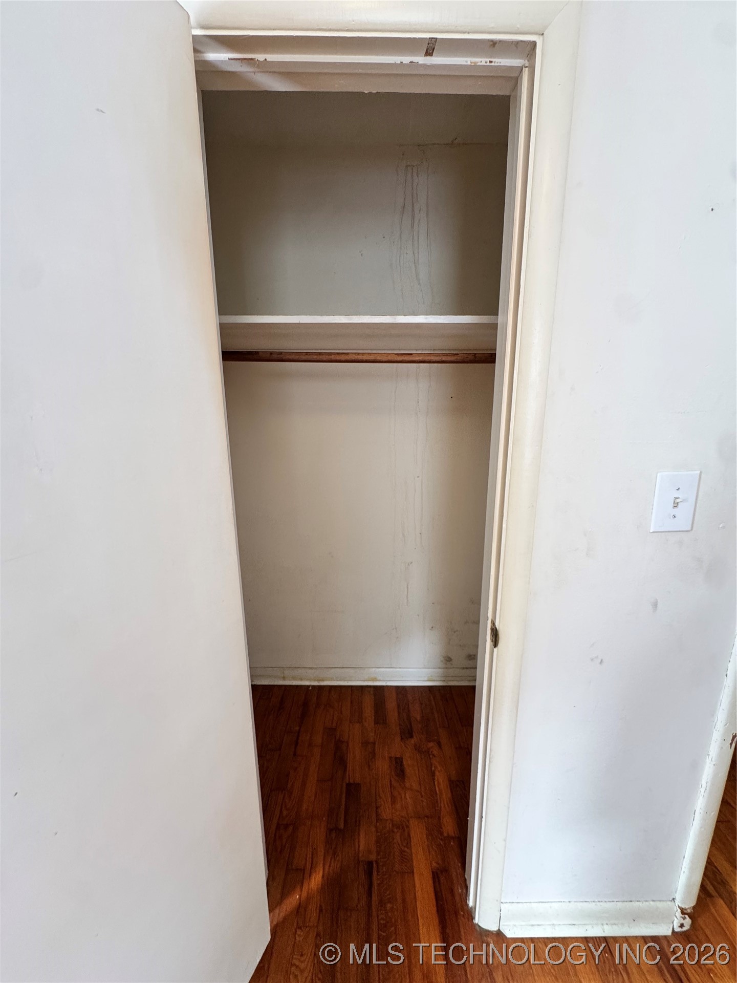 435 S Maple Street Property Photo 10