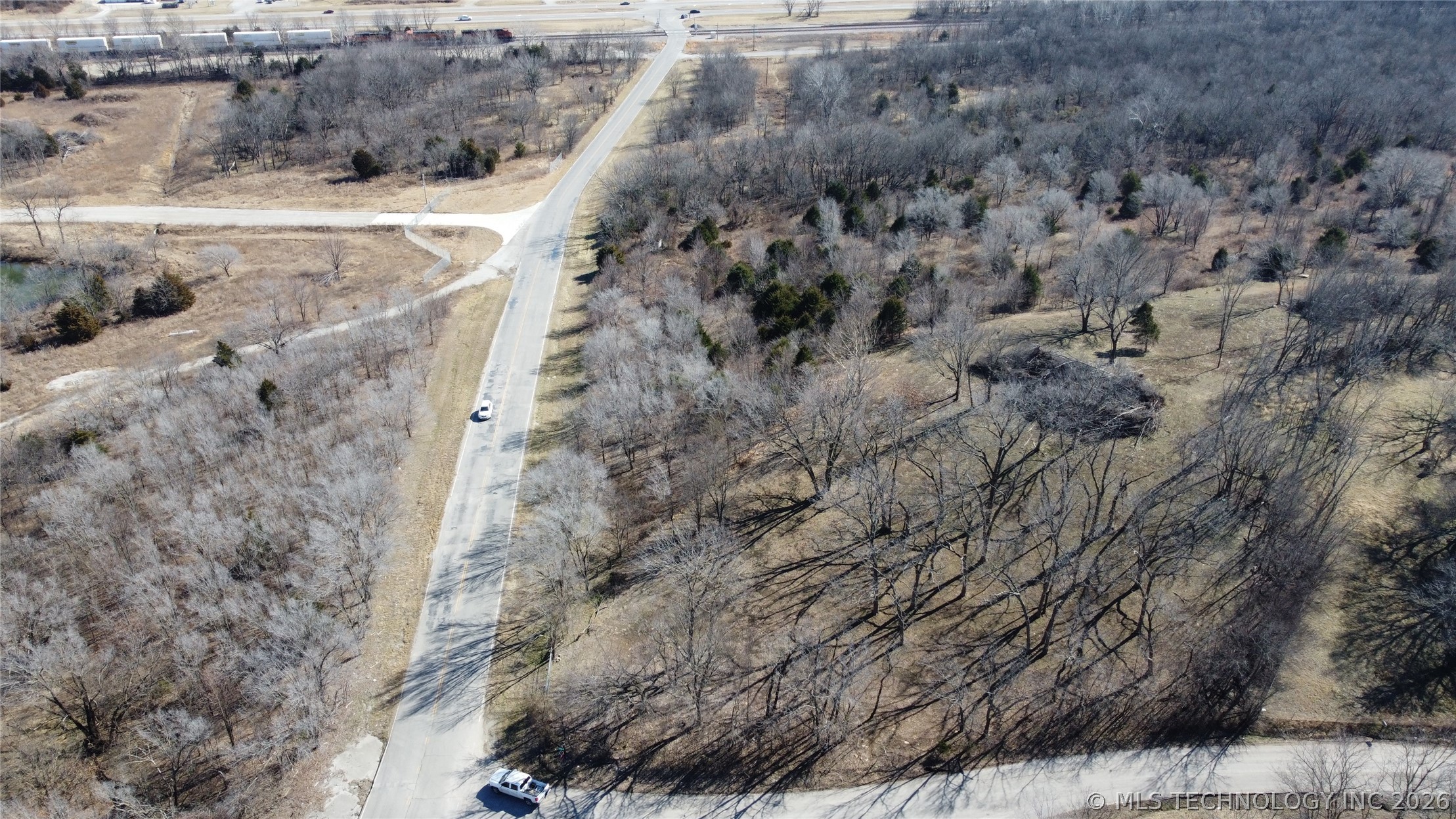 15501 E Spencer Creek Road Property Photo 3