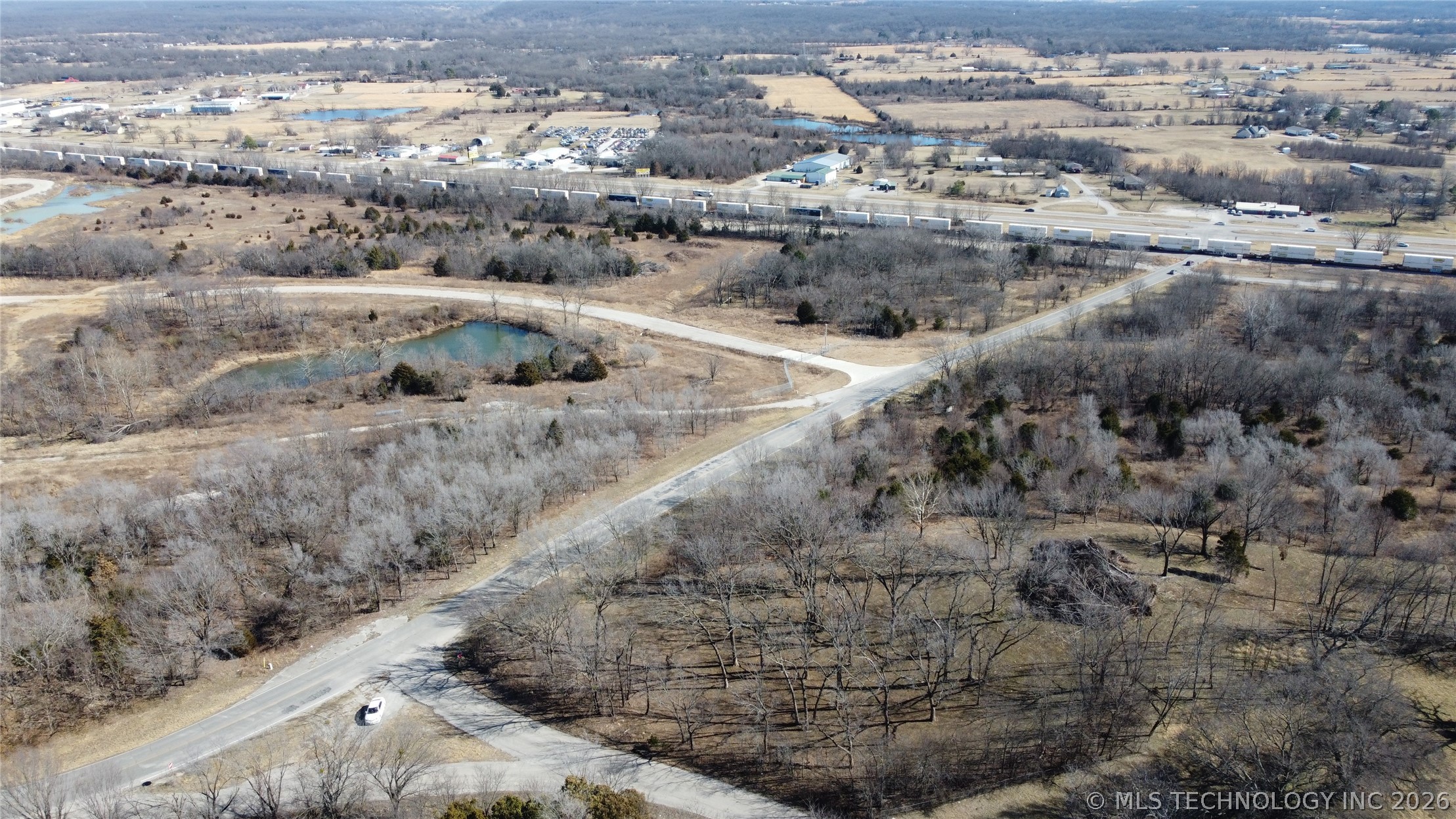 15501 E Spencer Creek Road Property Photo 6