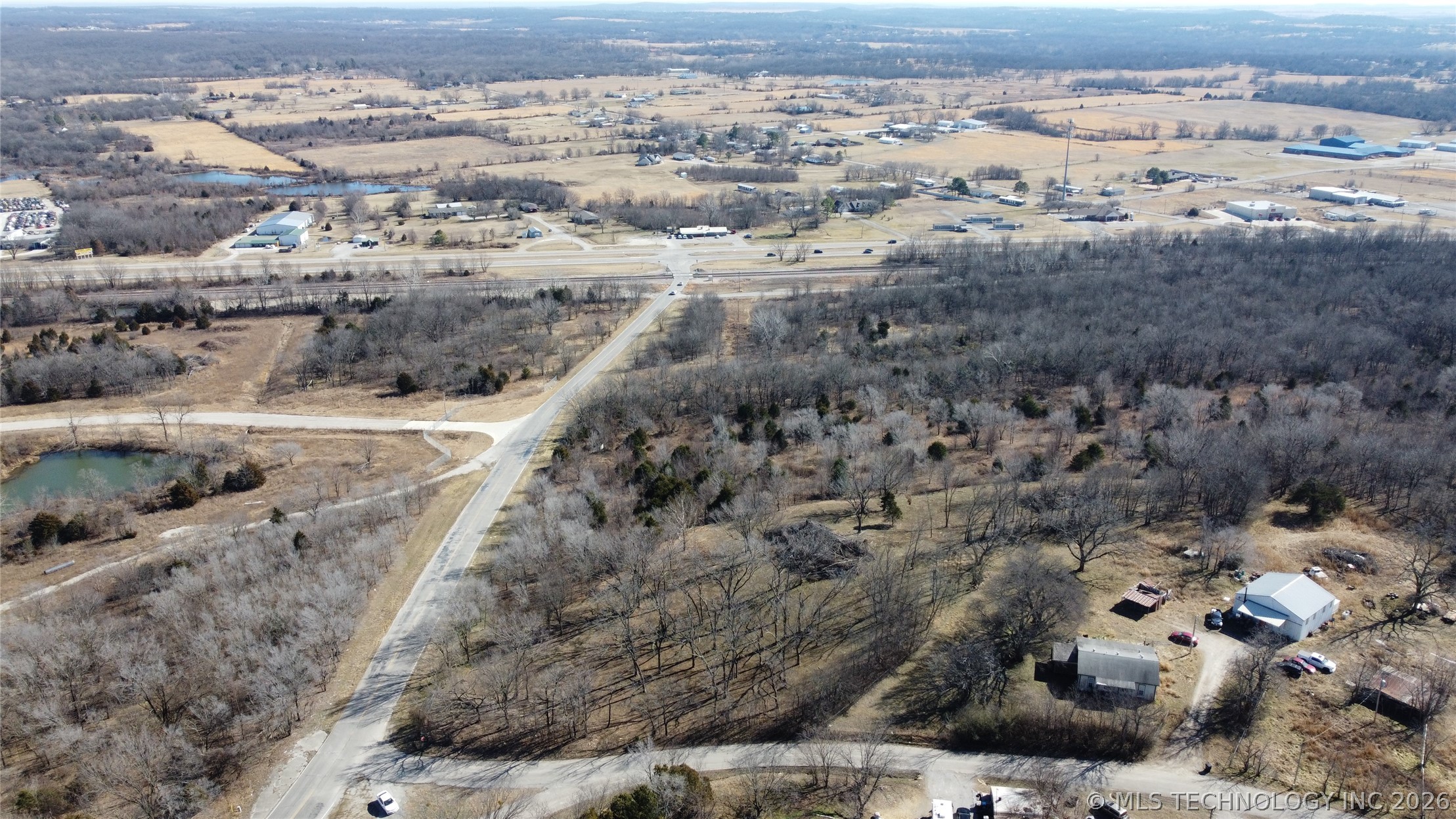 15501 E Spencer Creek Road Property Photo 10