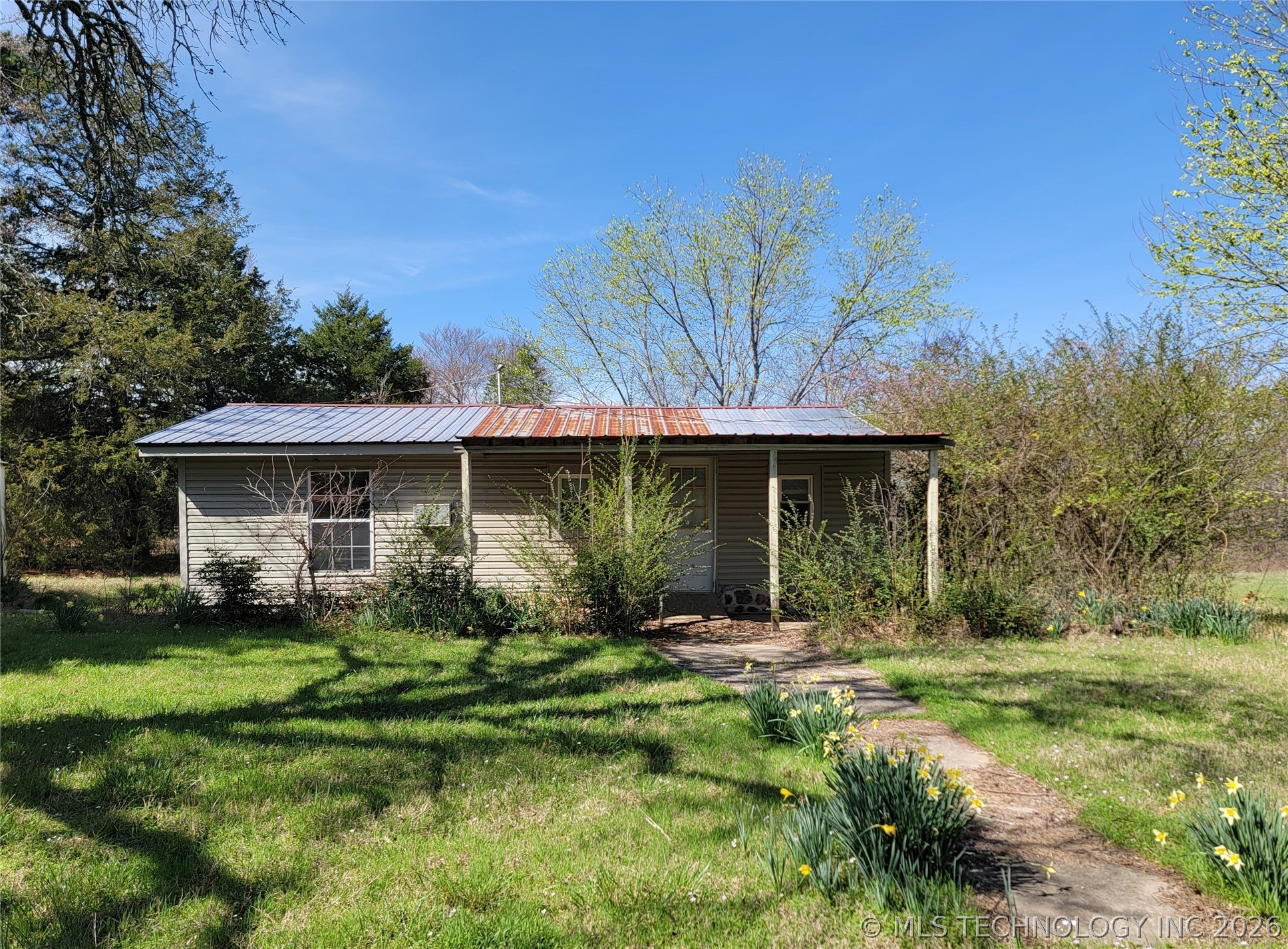 98904 S 4439 Road Property Photo 2