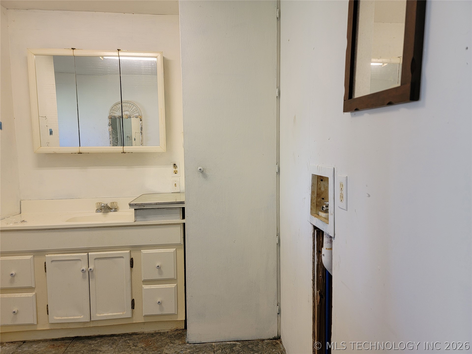 98904 S 4439 Road Property Photo 15