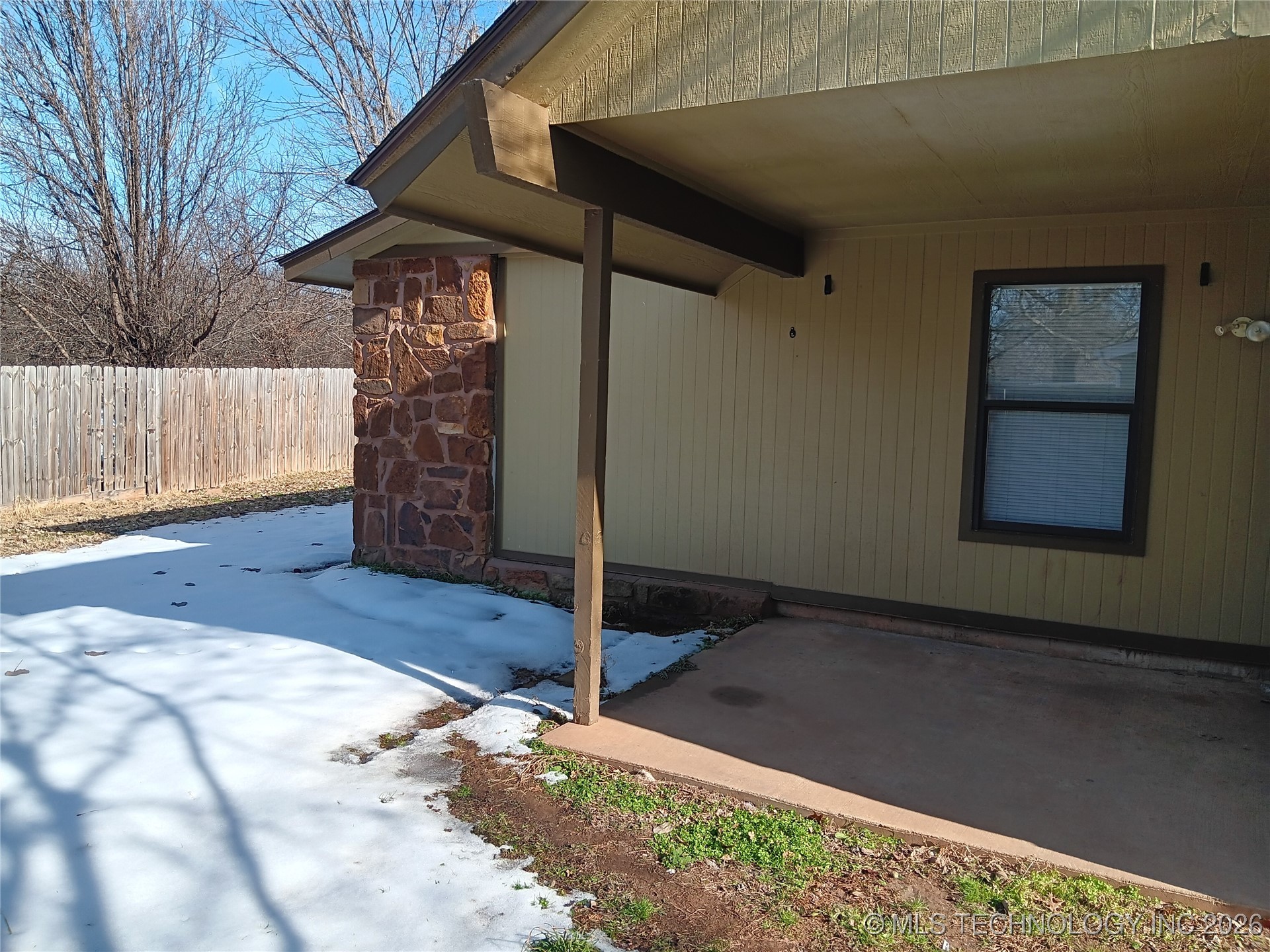 15119 E 35th Street Property Photo 2