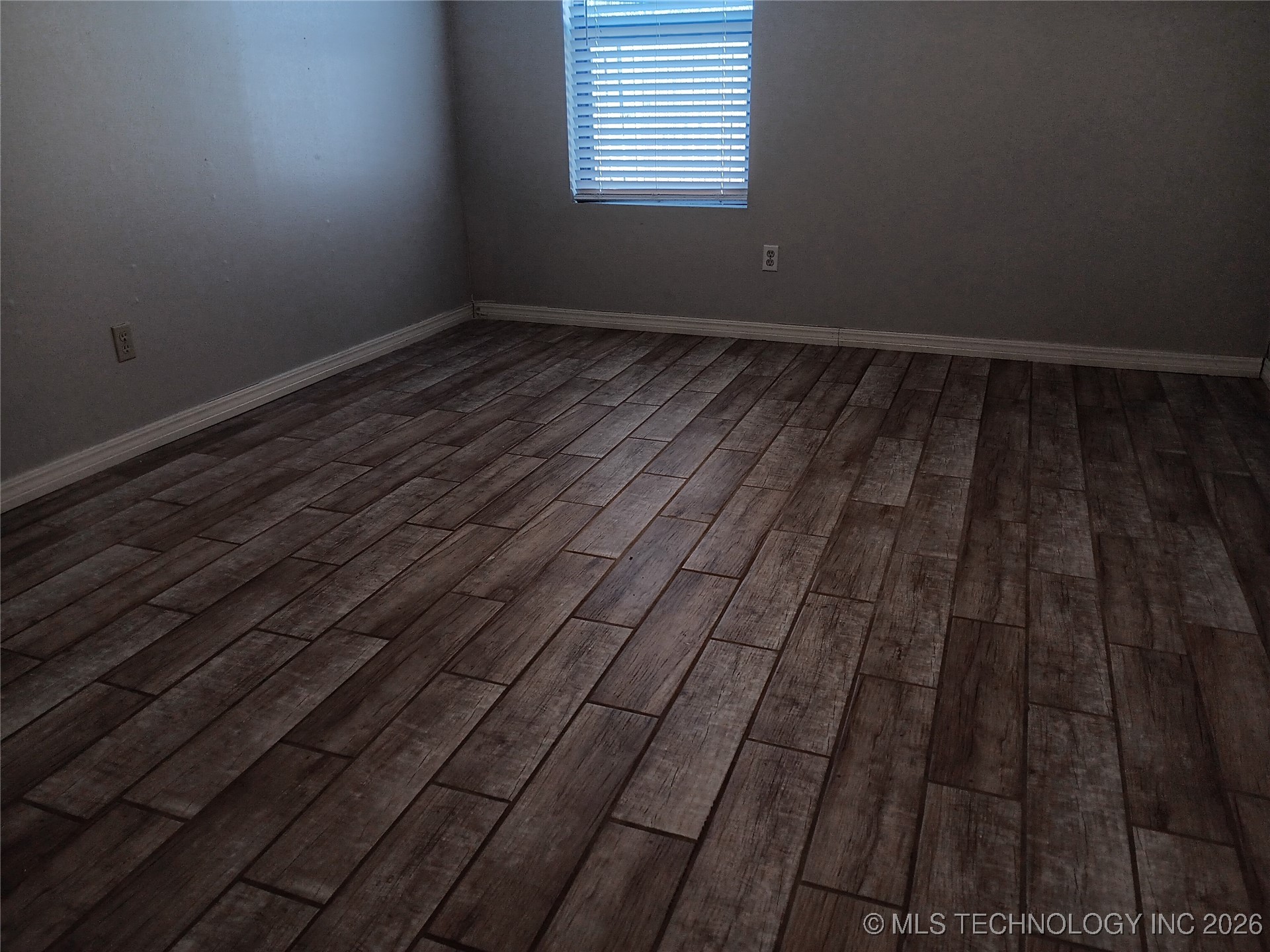 15119 E 35th Street Property Photo 5