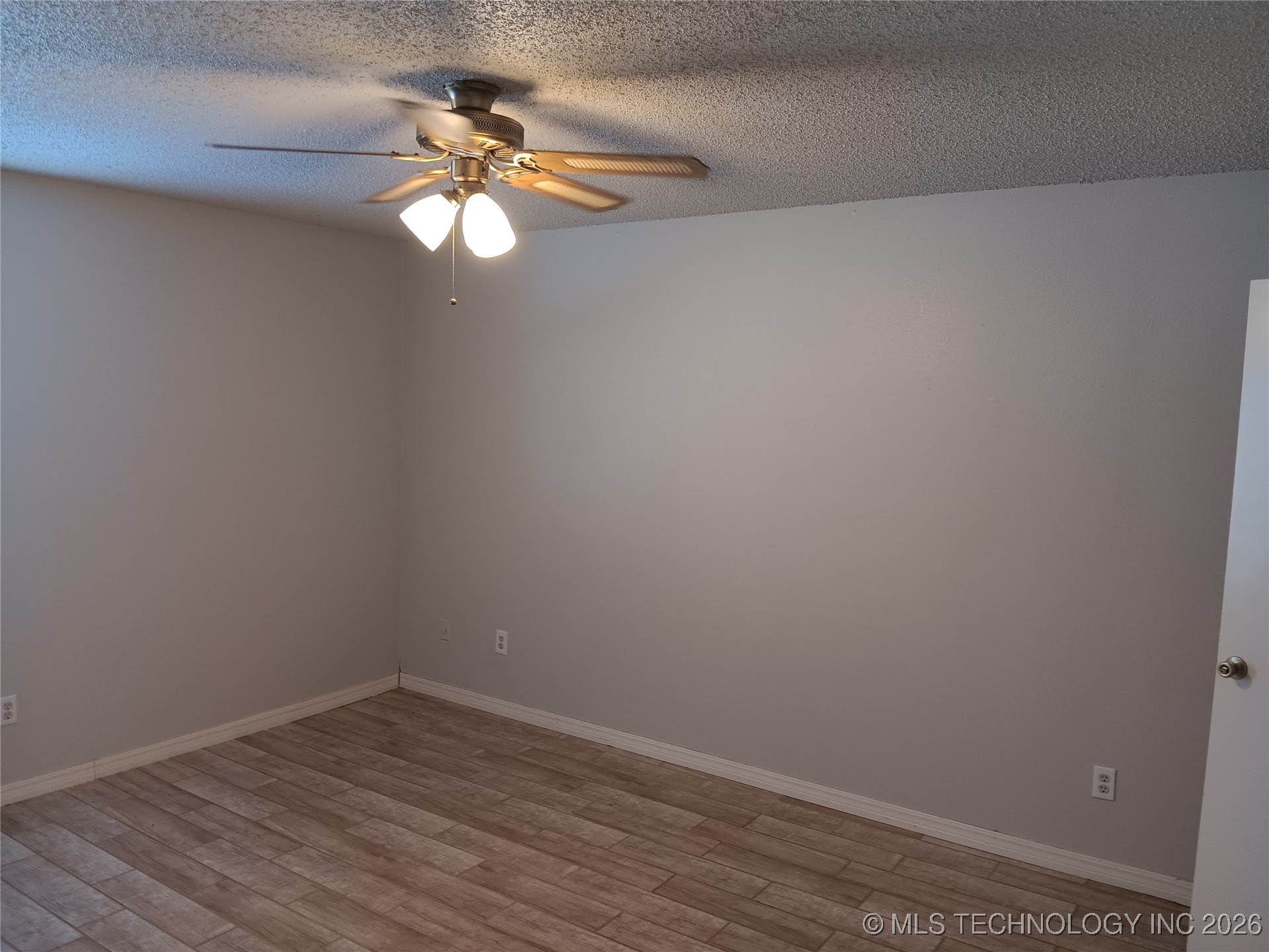 15119 E 35th Street Property Photo 8