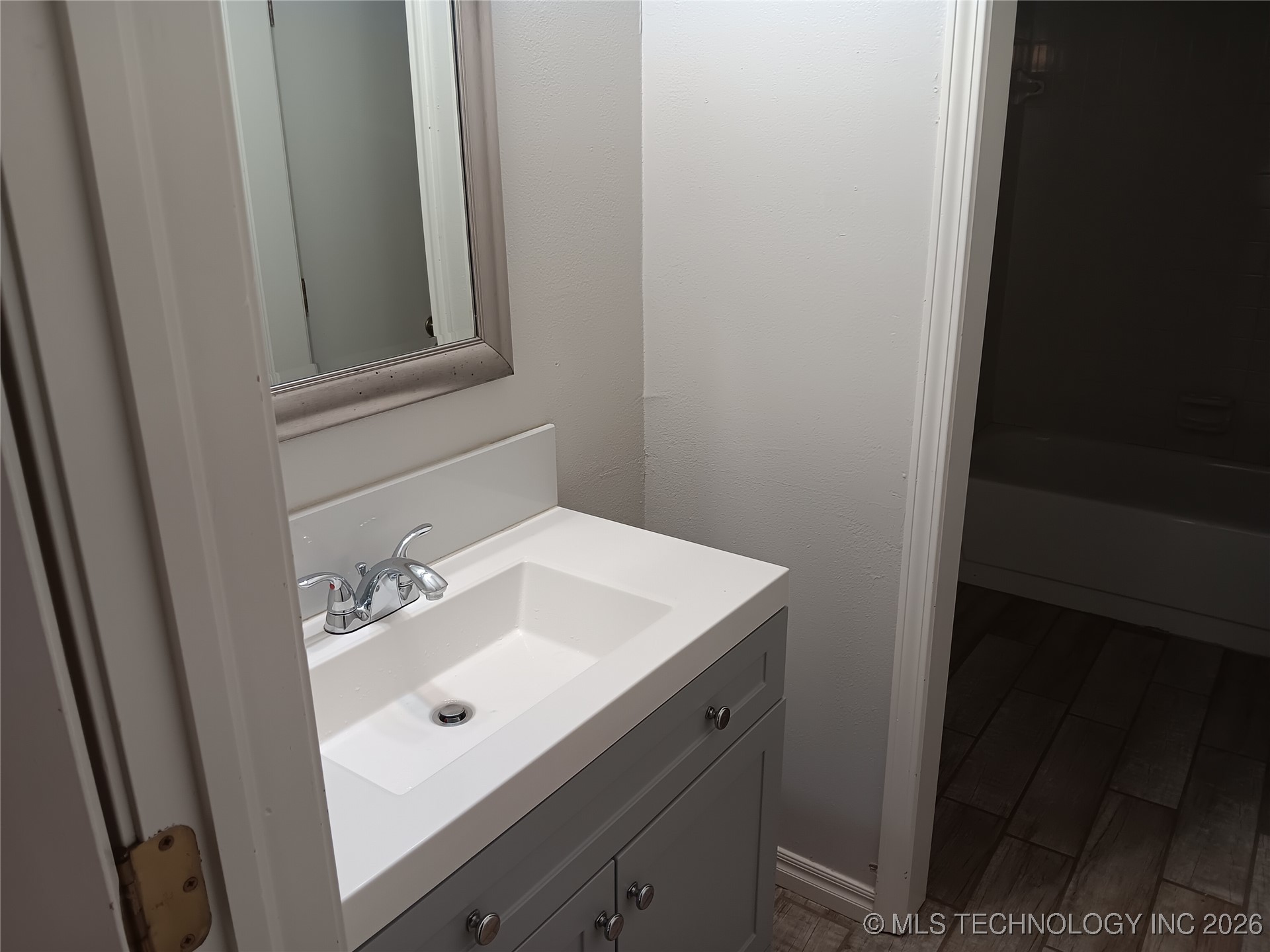 15119 E 35th Street Property Photo 10